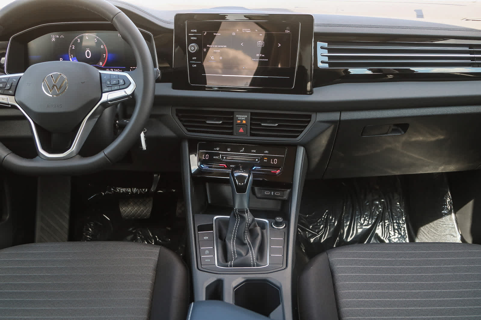 Thumbnail: 2025 Volkswagen Jetta - 14