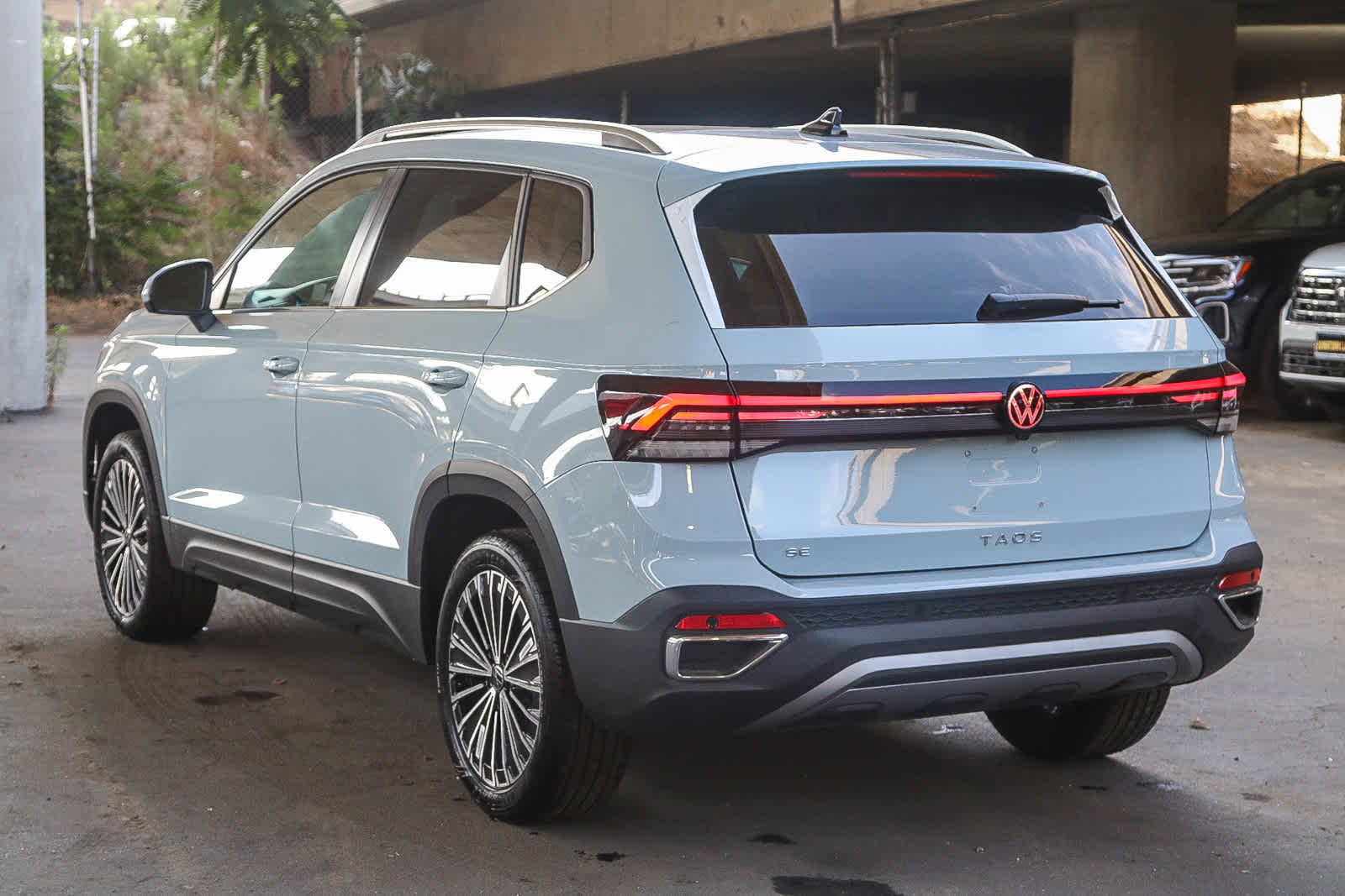 Thumbnail: 2025 Volkswagen Taos - 8