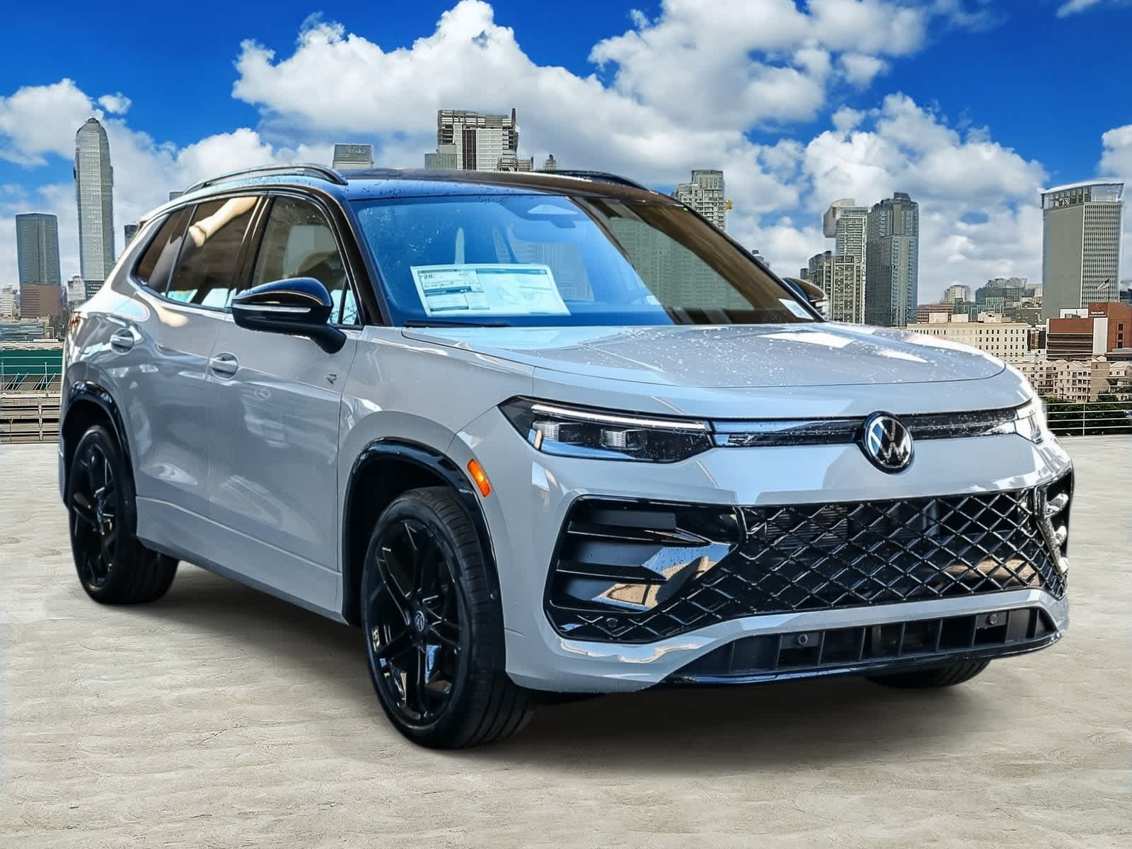 Thumbnail: 2026 Volkswagen Tiguan - 3