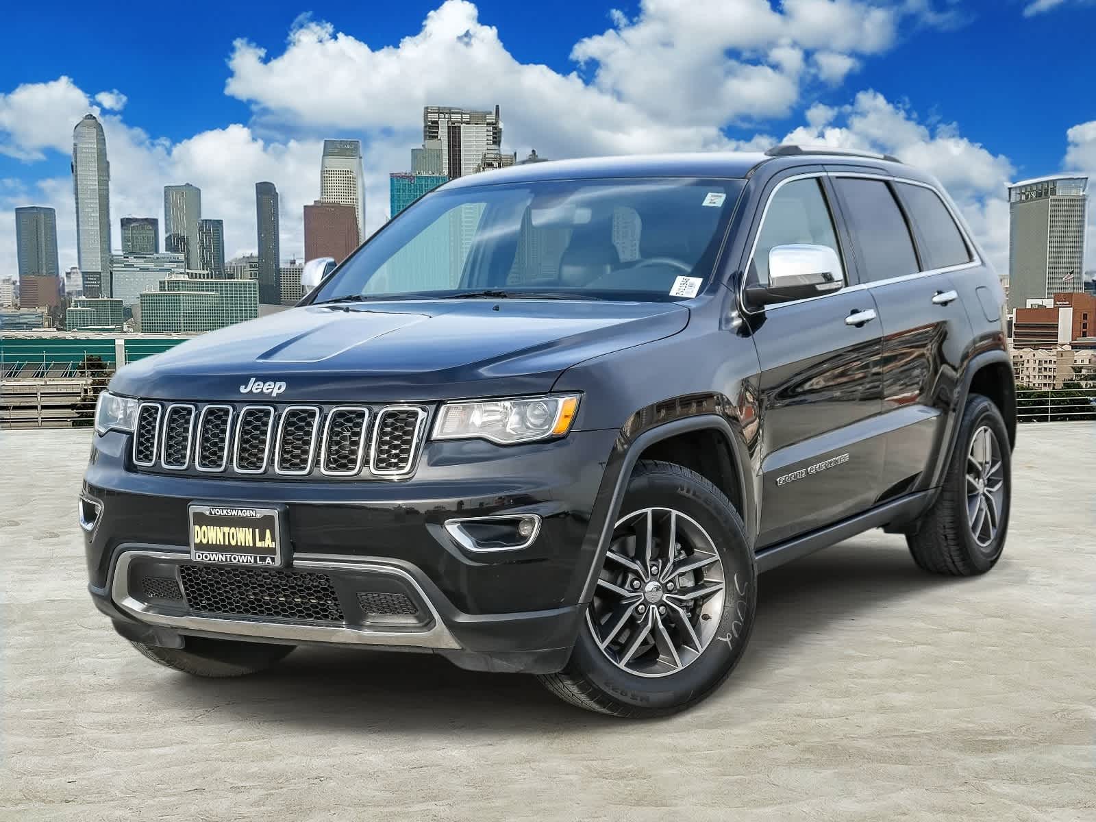 Thumbnail: 2018 Jeep Grand Cherokee - 1