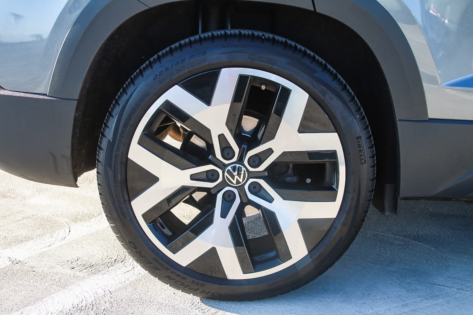 Thumbnail: 2022 Volkswagen Taos - 10