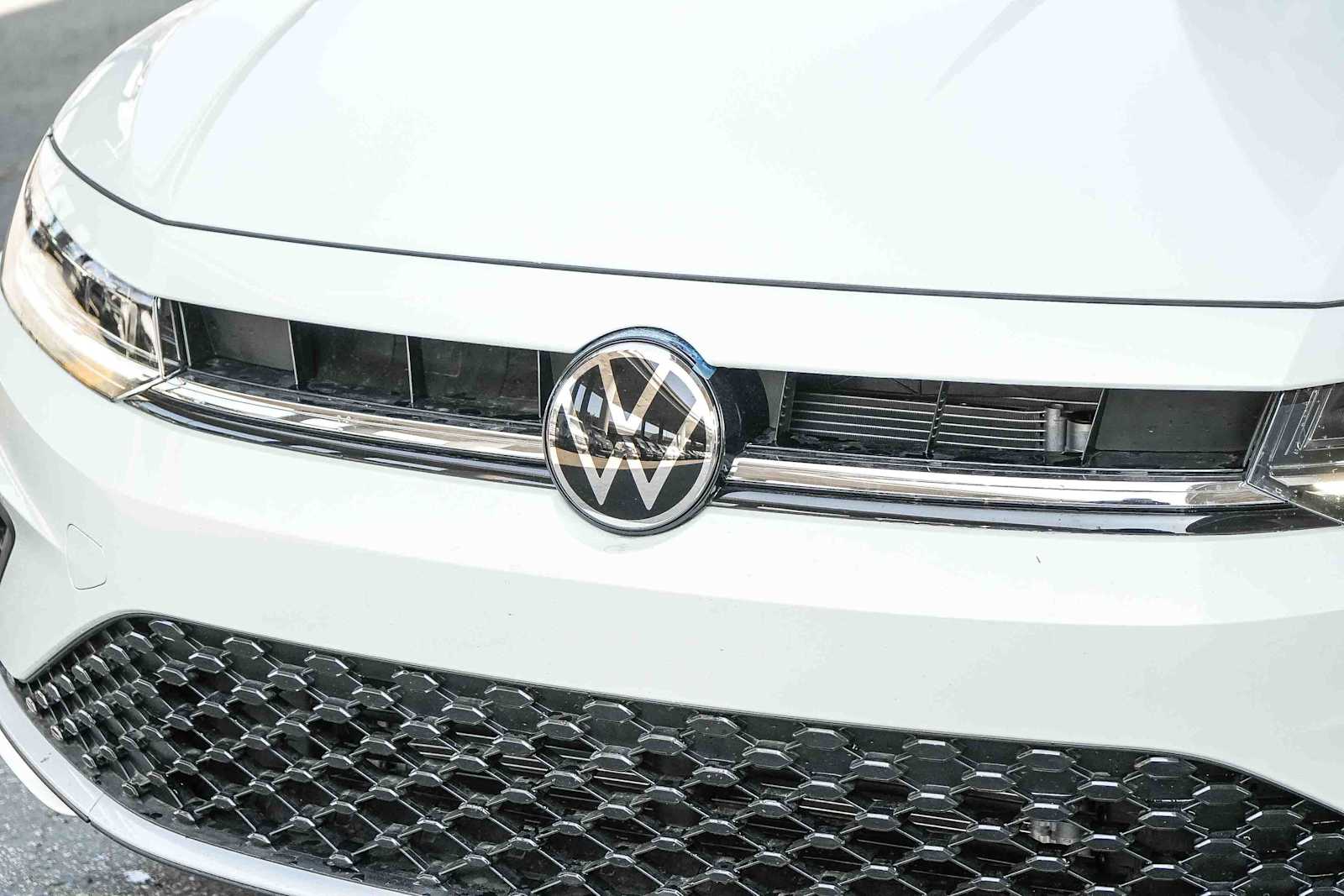 Thumbnail: 2026 Volkswagen Jetta - 5
