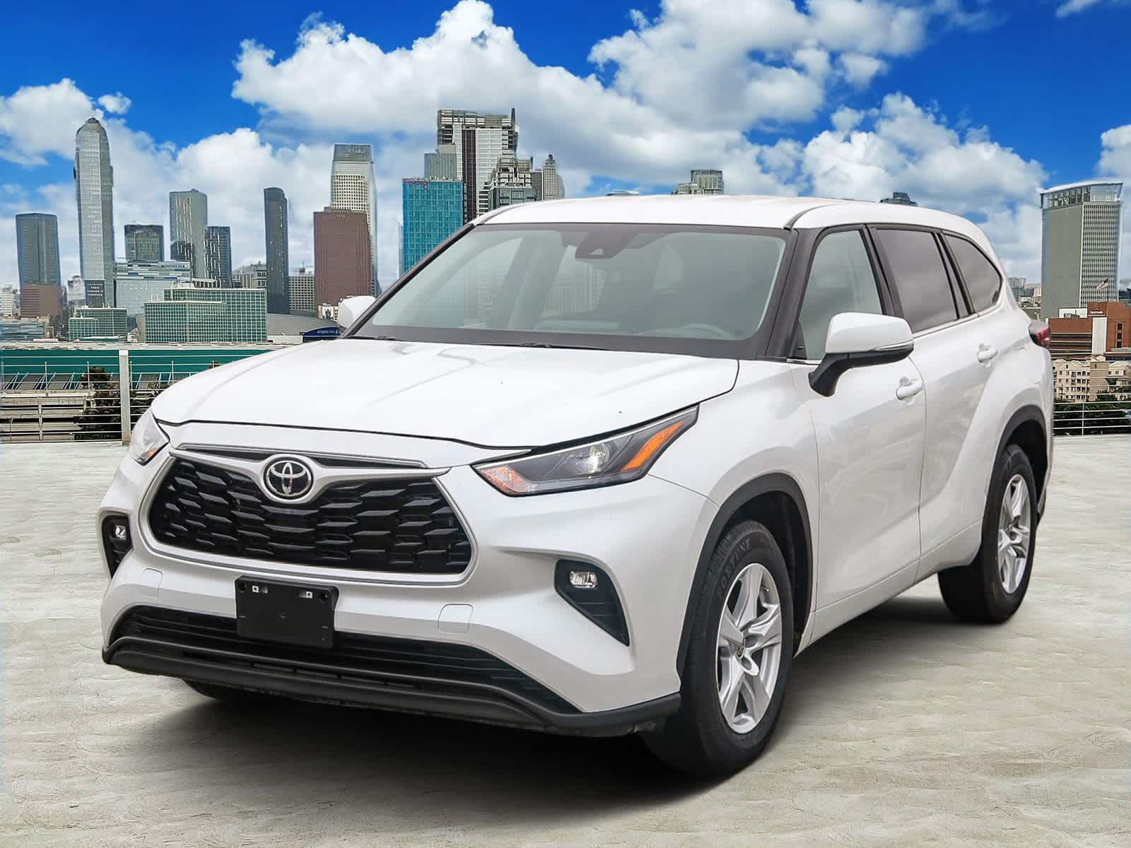 2024 Toyota Highlander LE -
                  Los Angeles, CA
