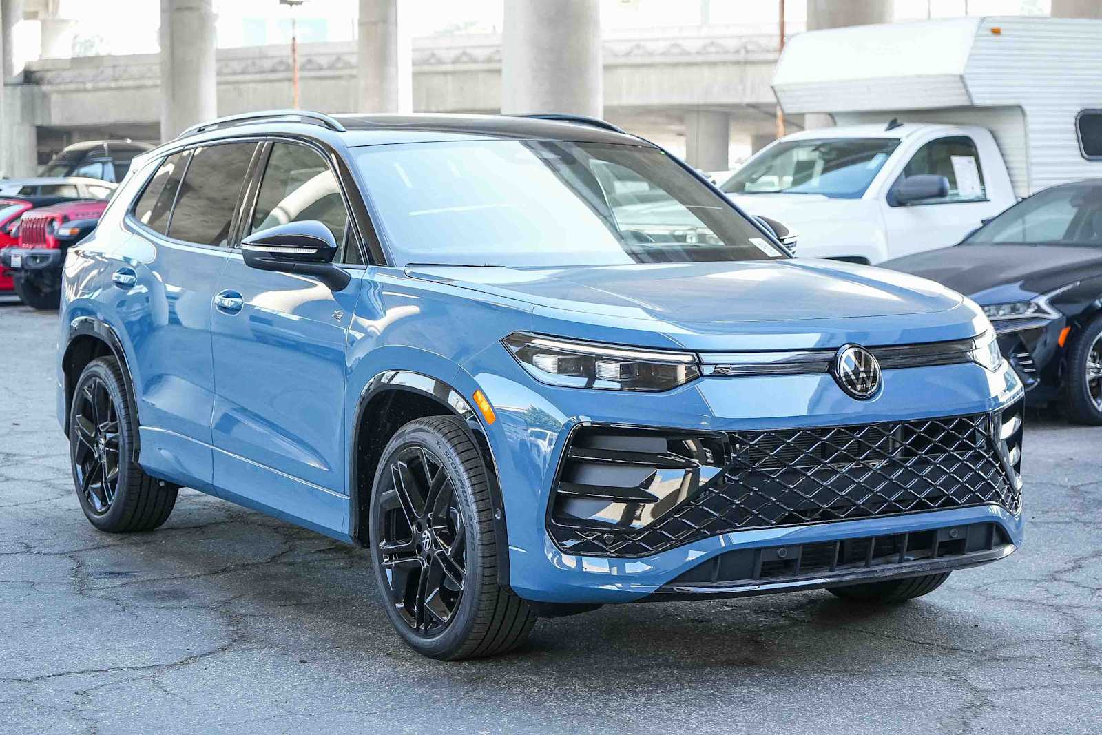 Thumbnail: 2026 Volkswagen Tiguan - 3