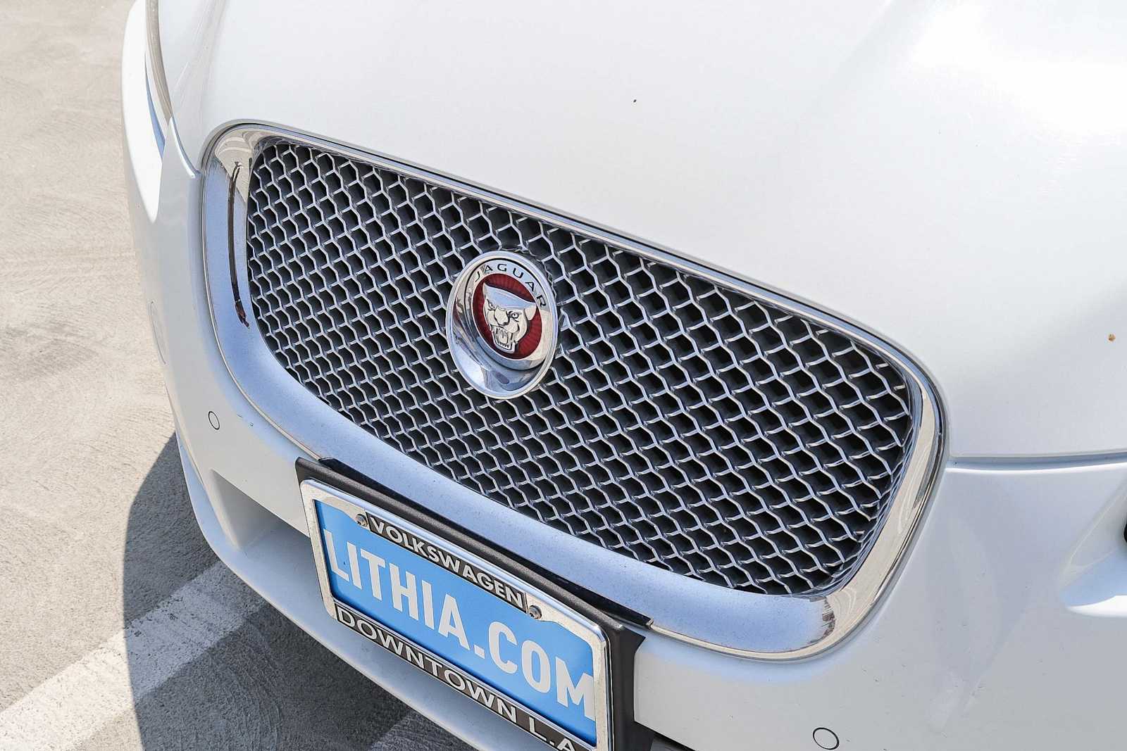 Thumbnail: 2015 Jaguar XF - 10