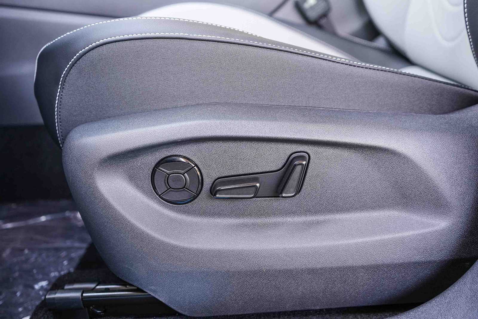 Thumbnail: 2026 Volkswagen Tiguan - 23
