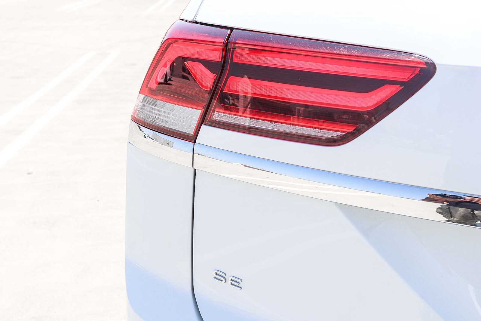 Thumbnail: 2022 Volkswagen Atlas - 6