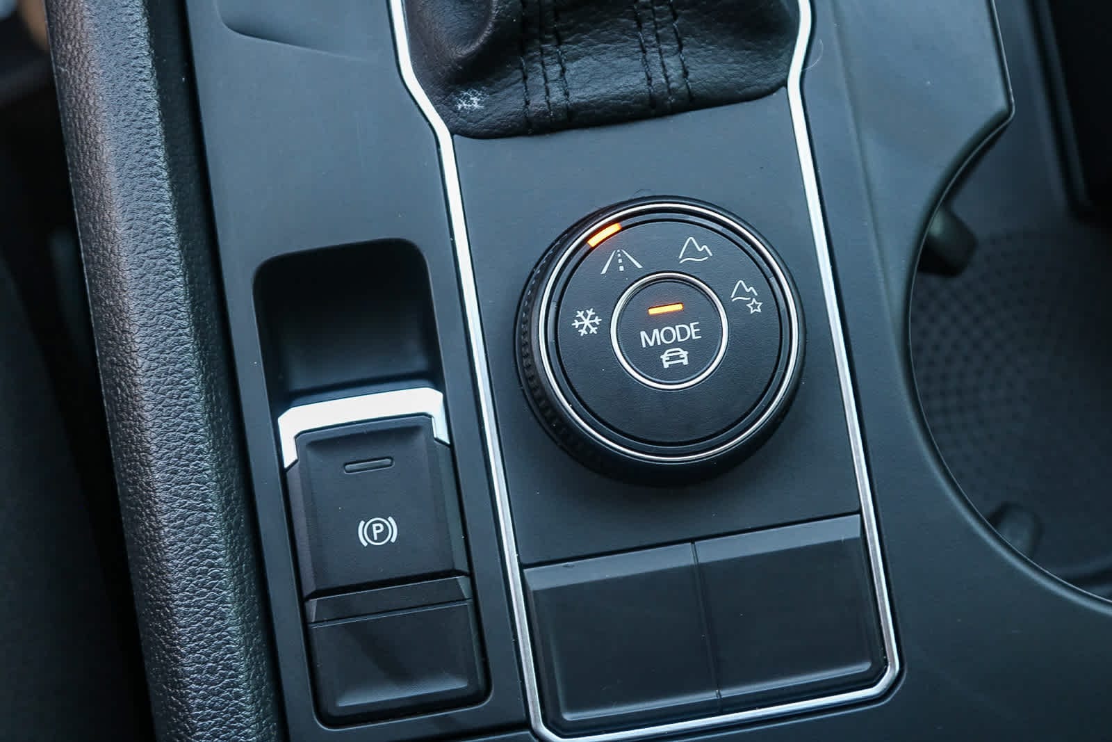 Thumbnail: 2021 Volkswagen Atlas - 21