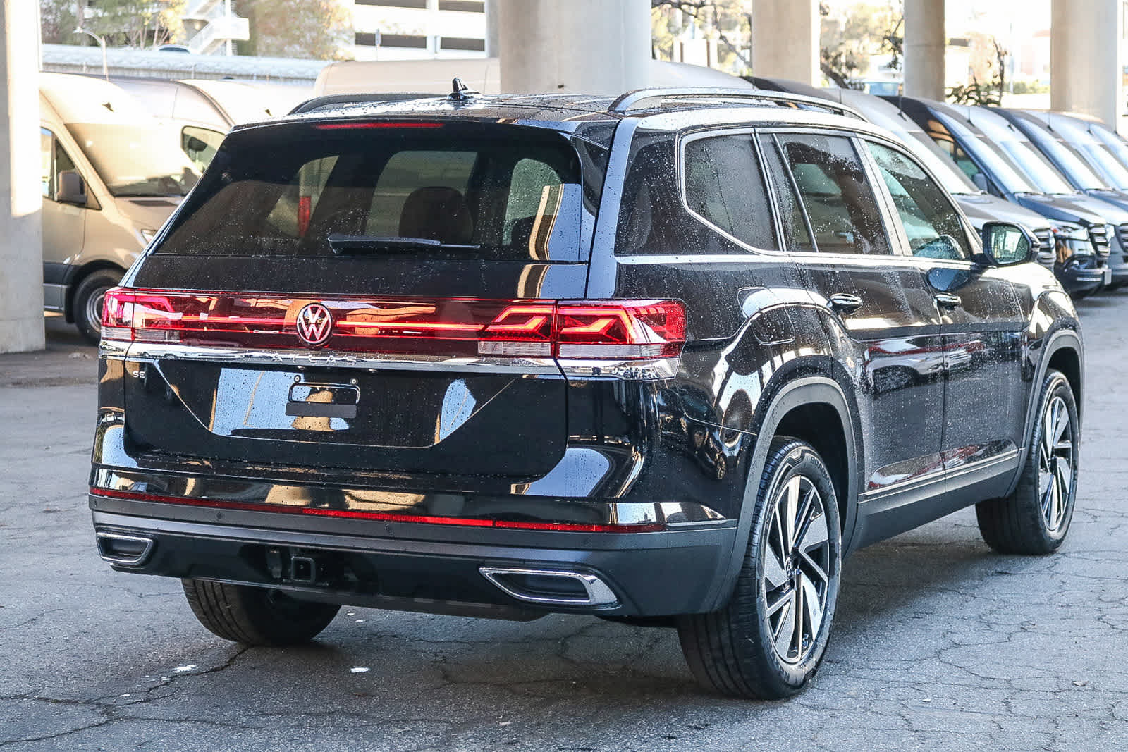 Thumbnail: 2026 Volkswagen Atlas - 6
