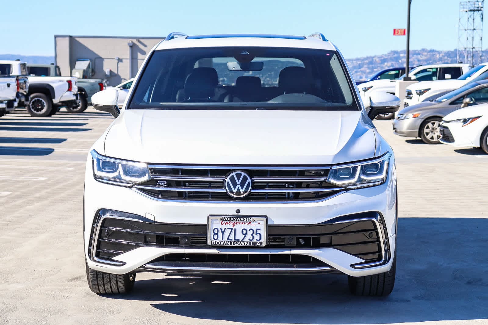 Thumbnail: 2022 Volkswagen Tiguan - 2
