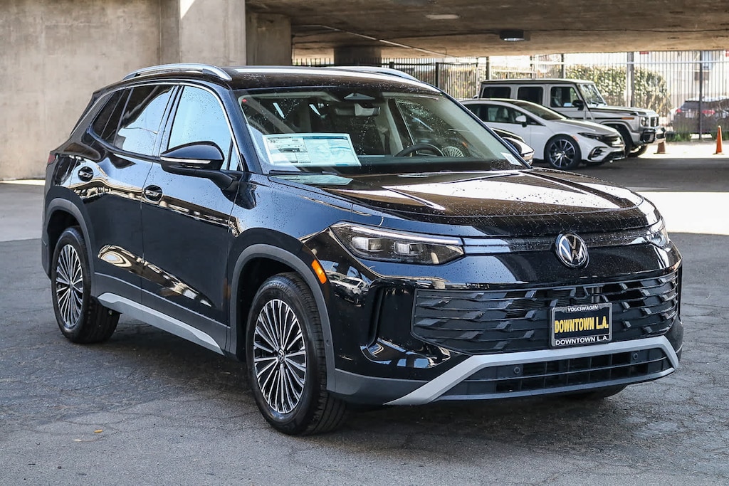 New 2025 Volkswagen Tiguan 2.0T S SUV