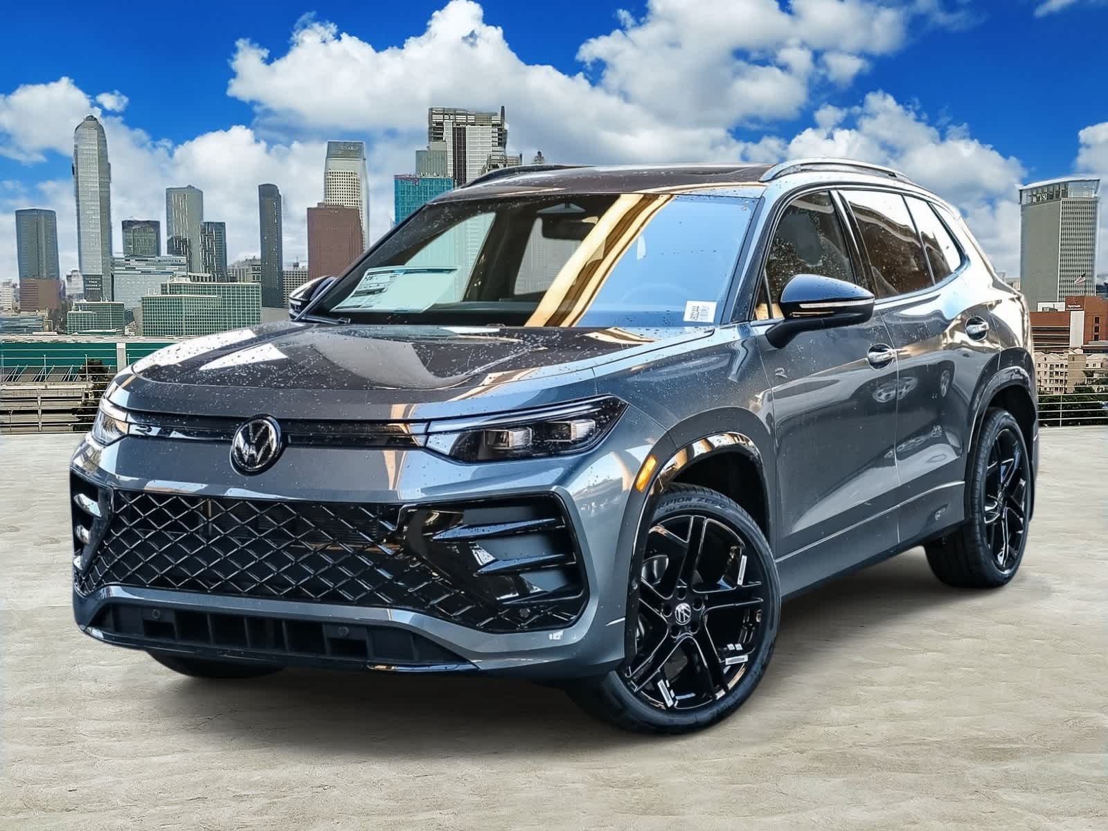 Thumbnail: 2026 Volkswagen Tiguan - 1