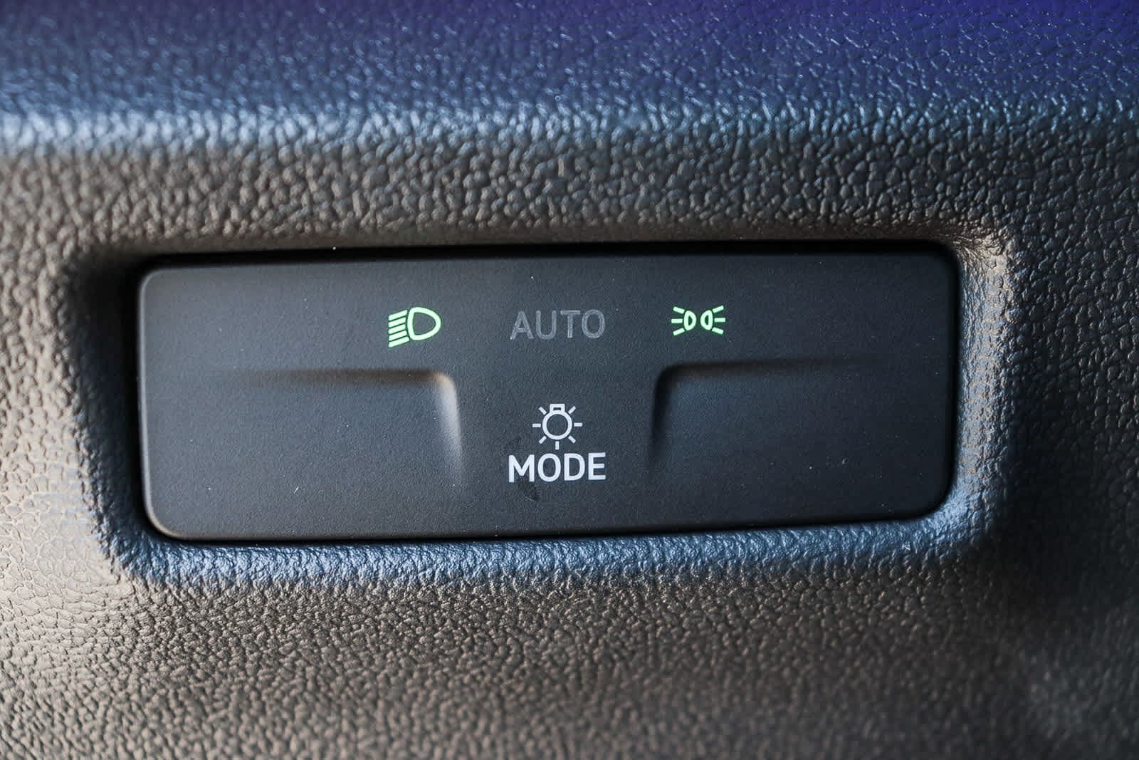 Thumbnail: 2025 Volkswagen Tiguan - 23