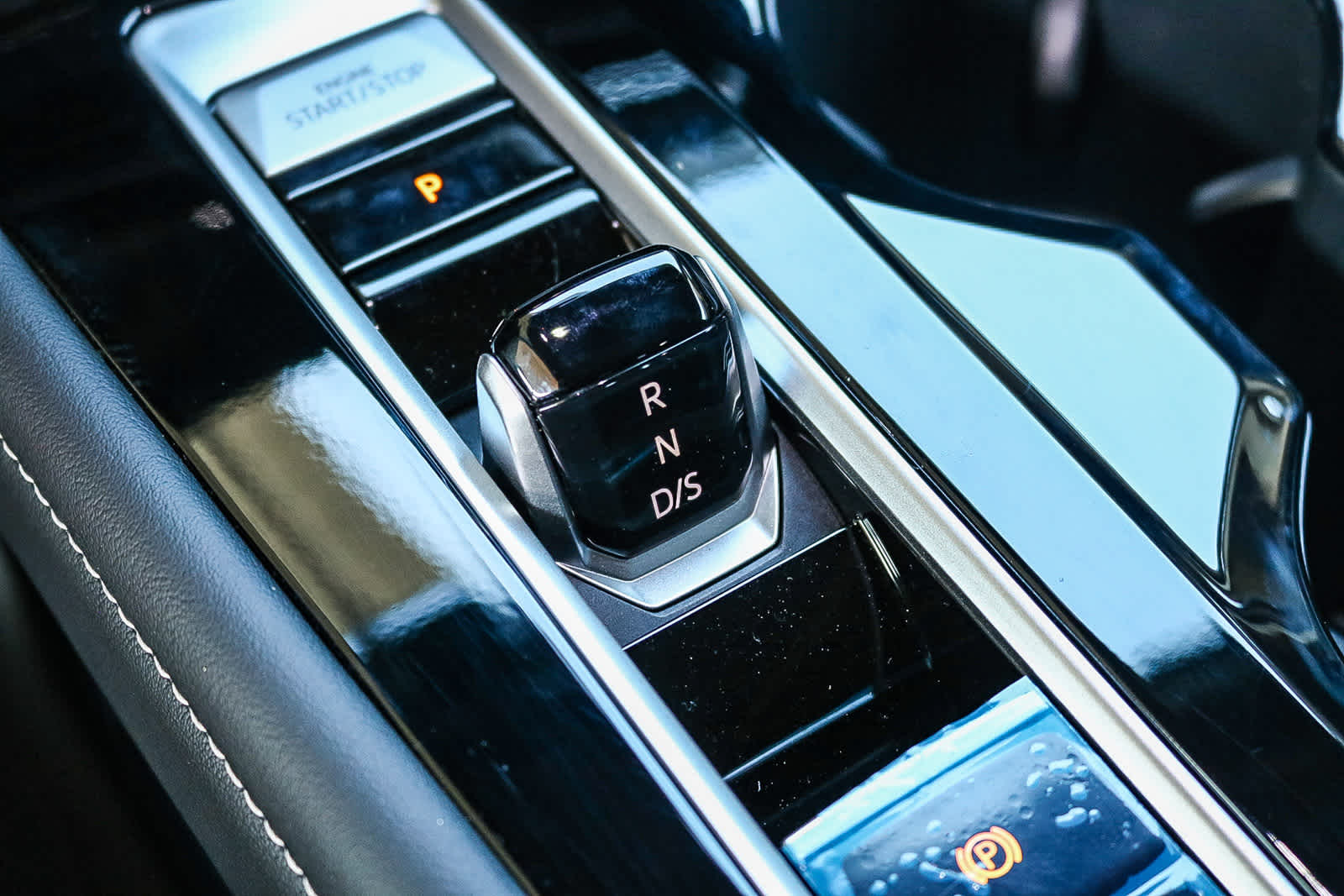 Thumbnail: 2026 Volkswagen Atlas - 24