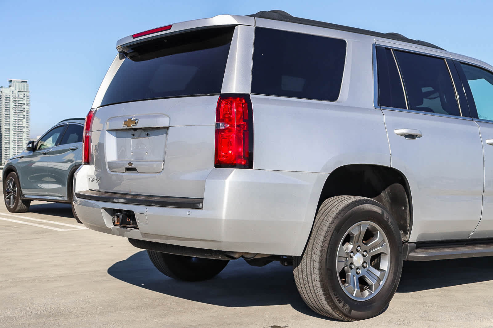 Thumbnail: 2020 Chevrolet Tahoe - 8