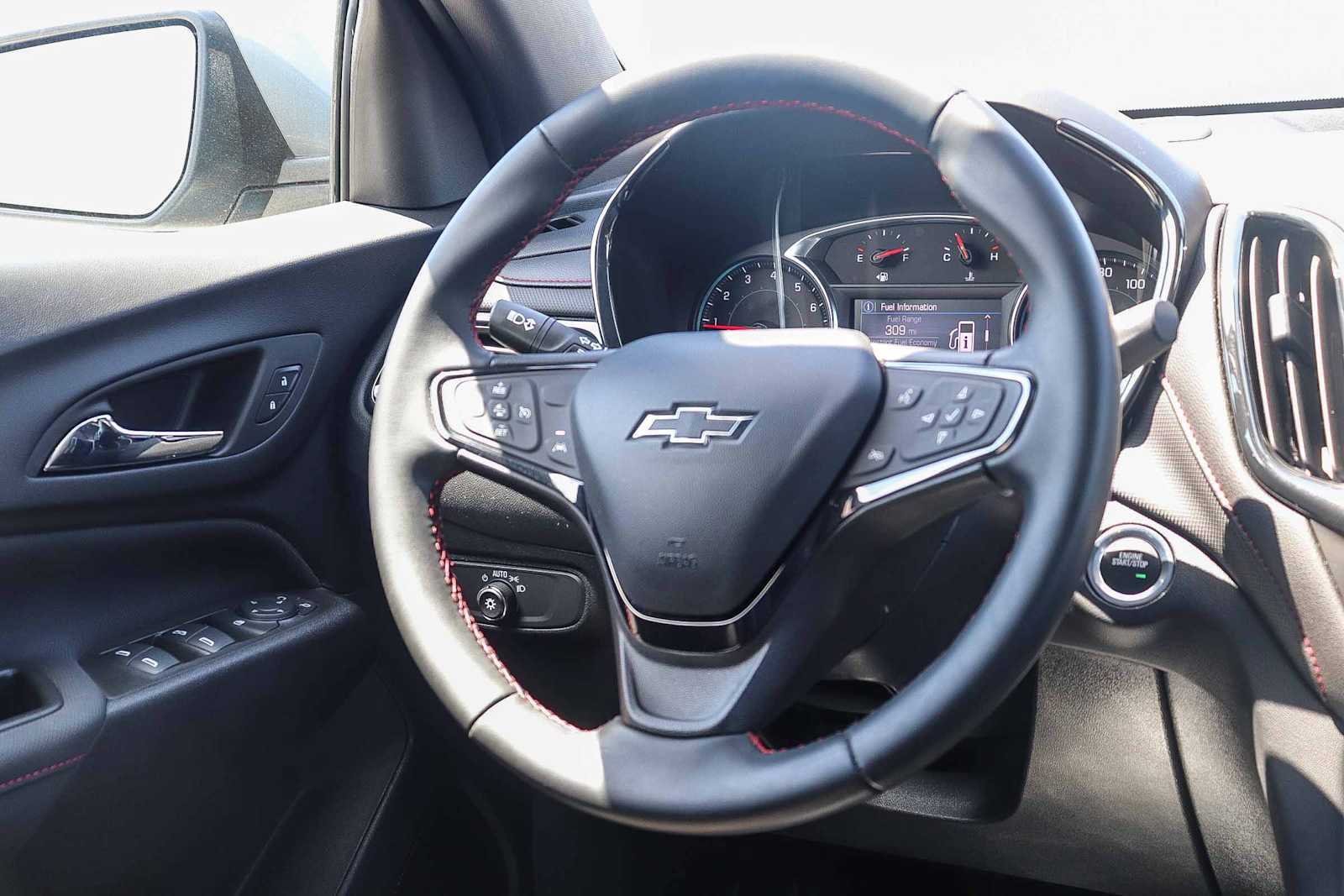 Thumbnail: 2023 Chevrolet Equinox - 16