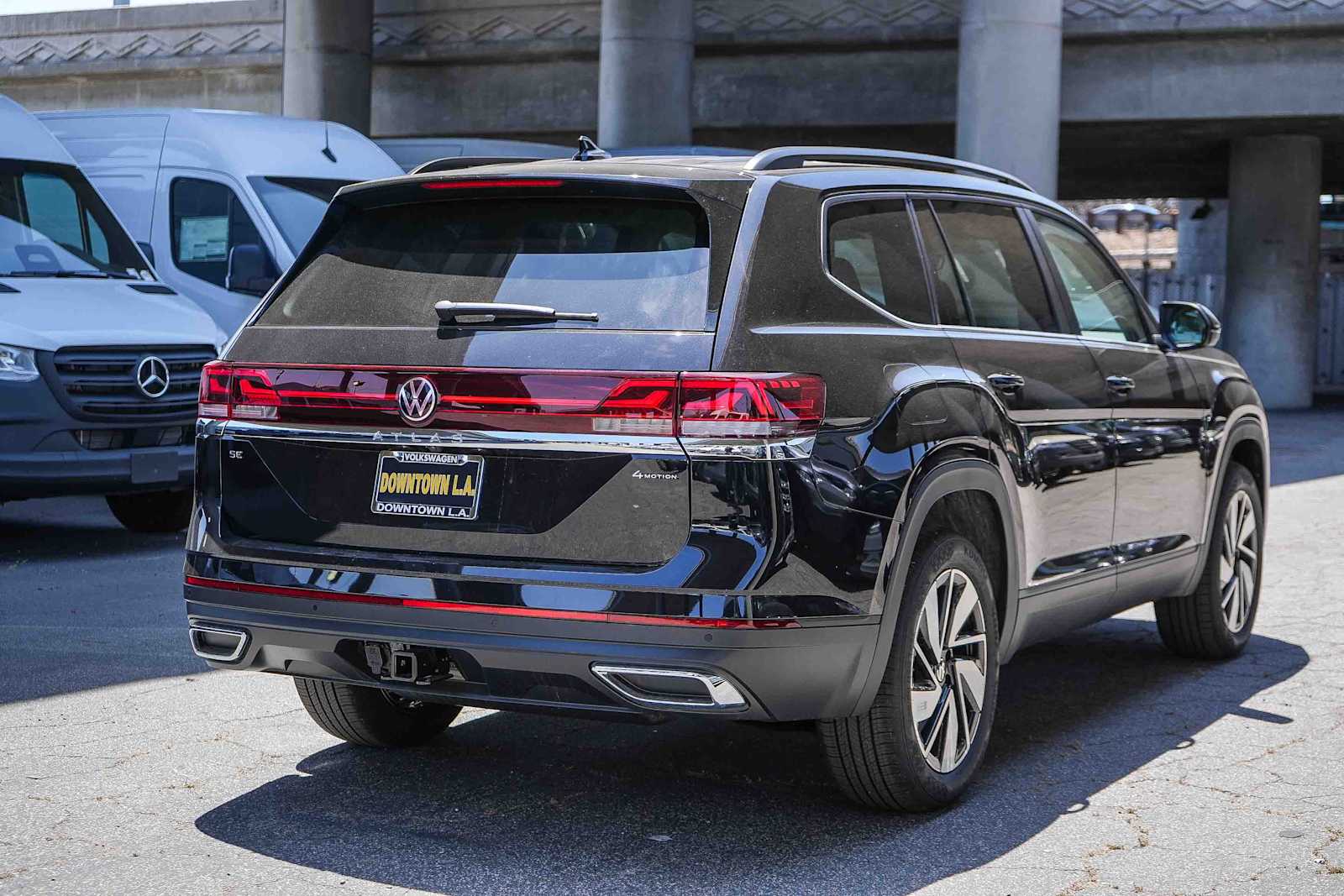 Thumbnail: 2026 Volkswagen Atlas - 6