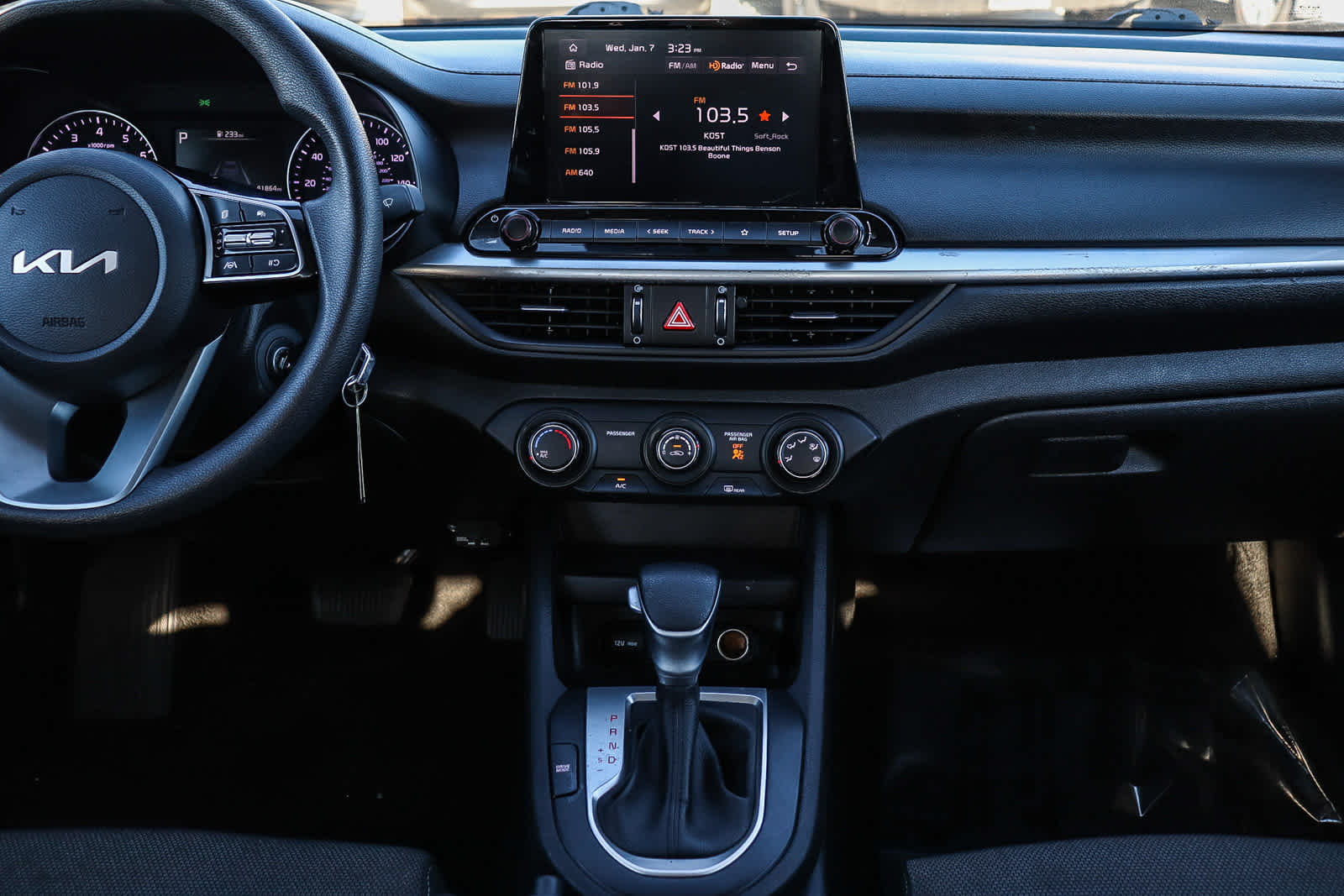 Thumbnail: 2023 Kia Forte - 13