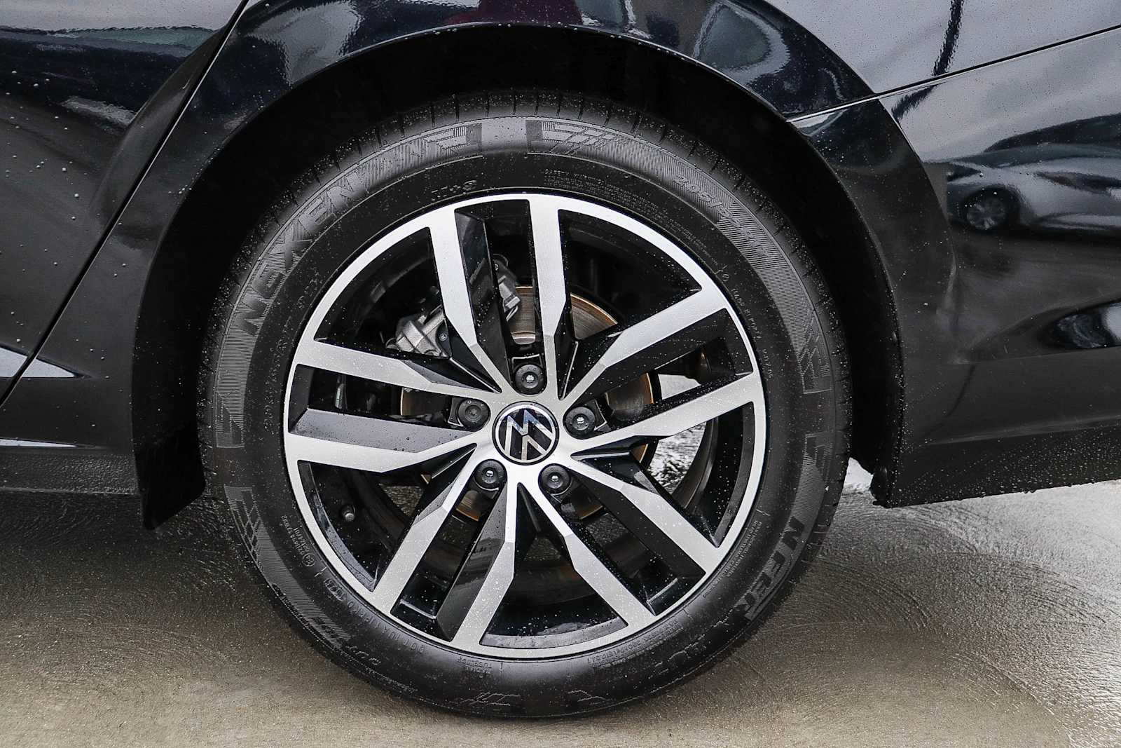 Thumbnail: 2026 Volkswagen Jetta - 10