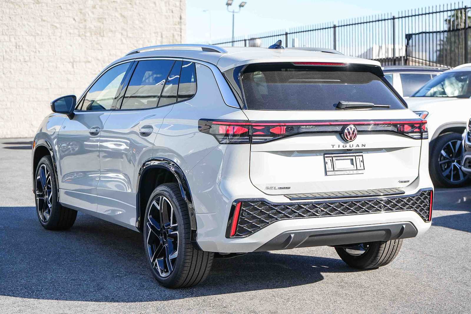 Thumbnail: 2026 Volkswagen Tiguan - 8