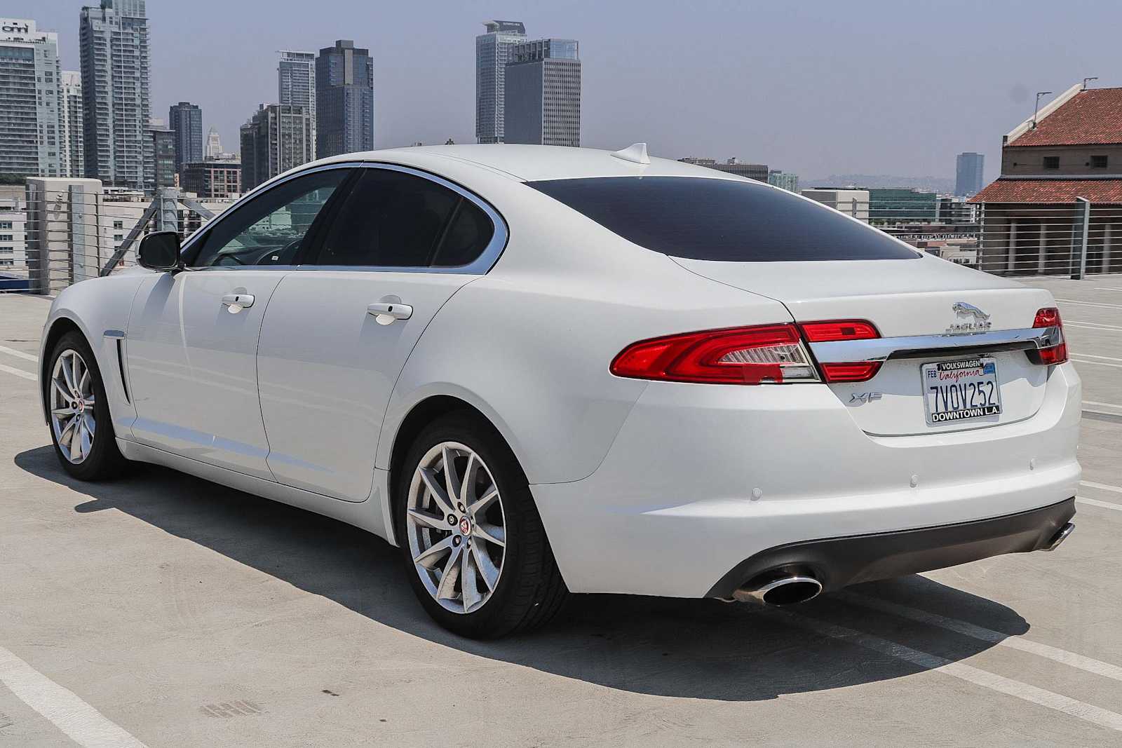 Thumbnail: 2015 Jaguar XF - 6