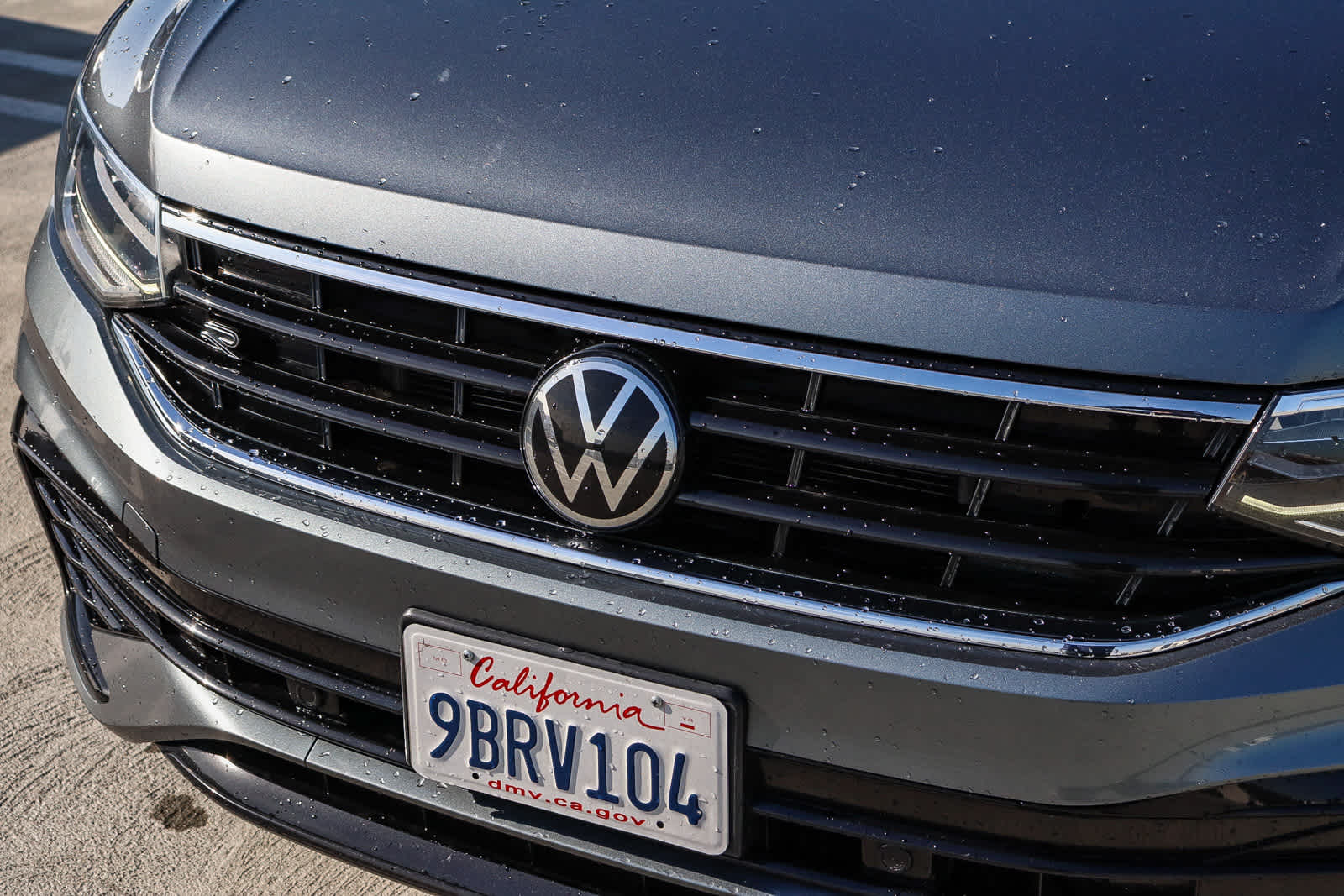 Thumbnail: 2022 Volkswagen Tiguan - 8