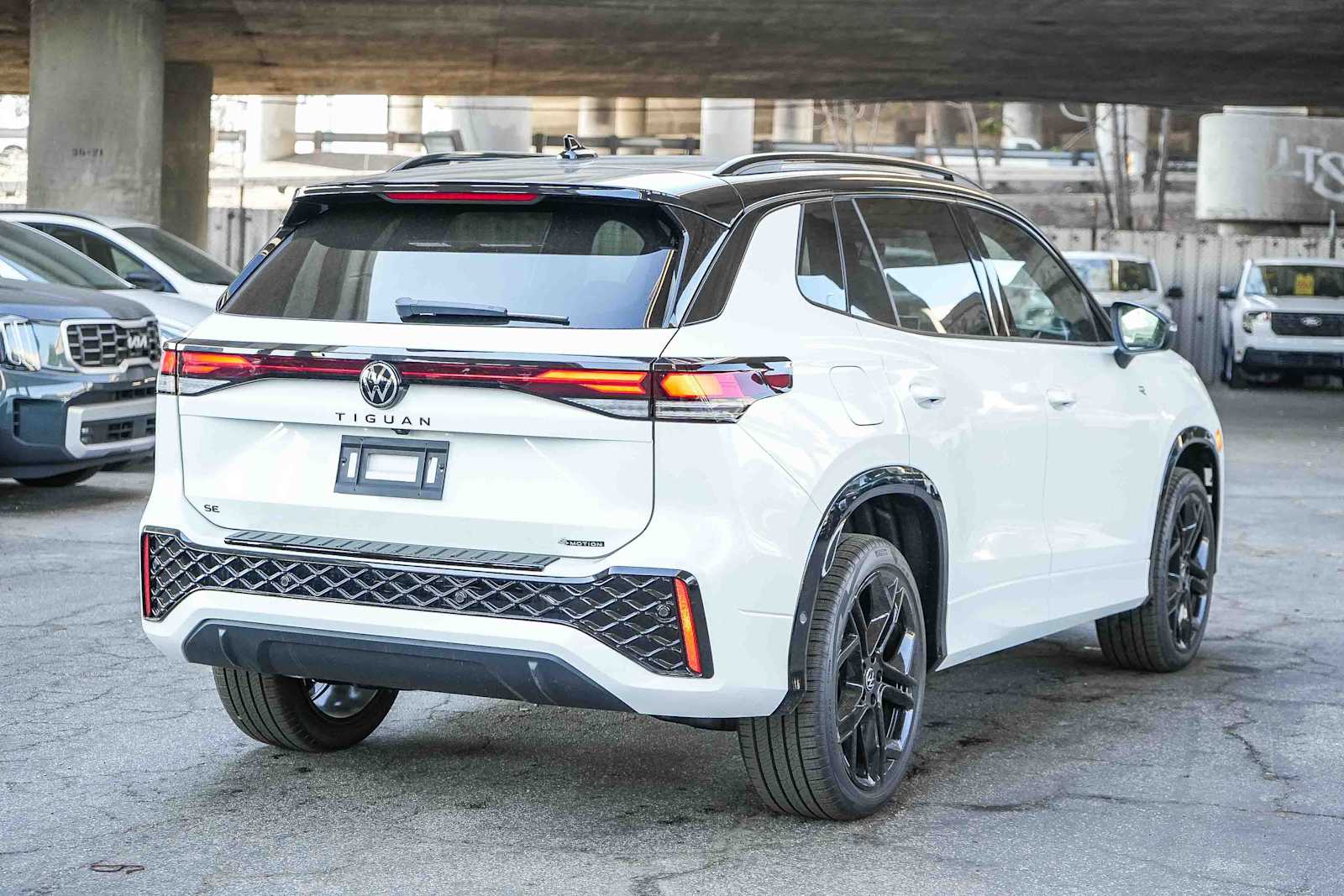 Thumbnail: 2026 Volkswagen Tiguan - 6