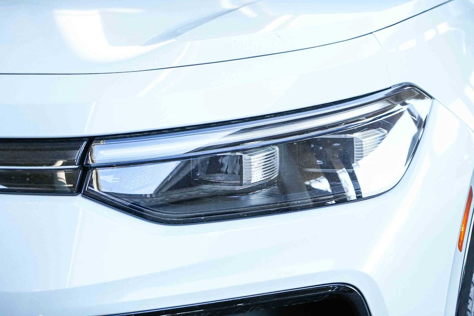 Thumbnail: 2026 Volkswagen Tiguan - 4