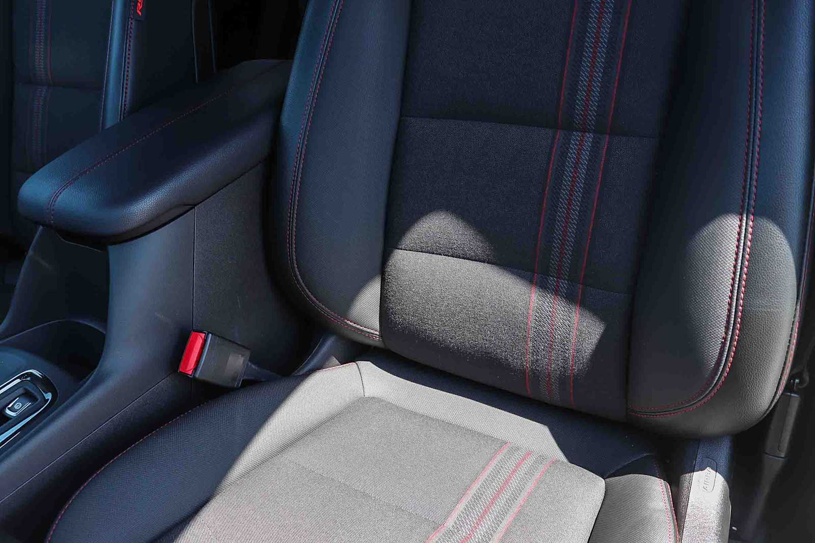 Thumbnail: 2023 Chevrolet Equinox - 25