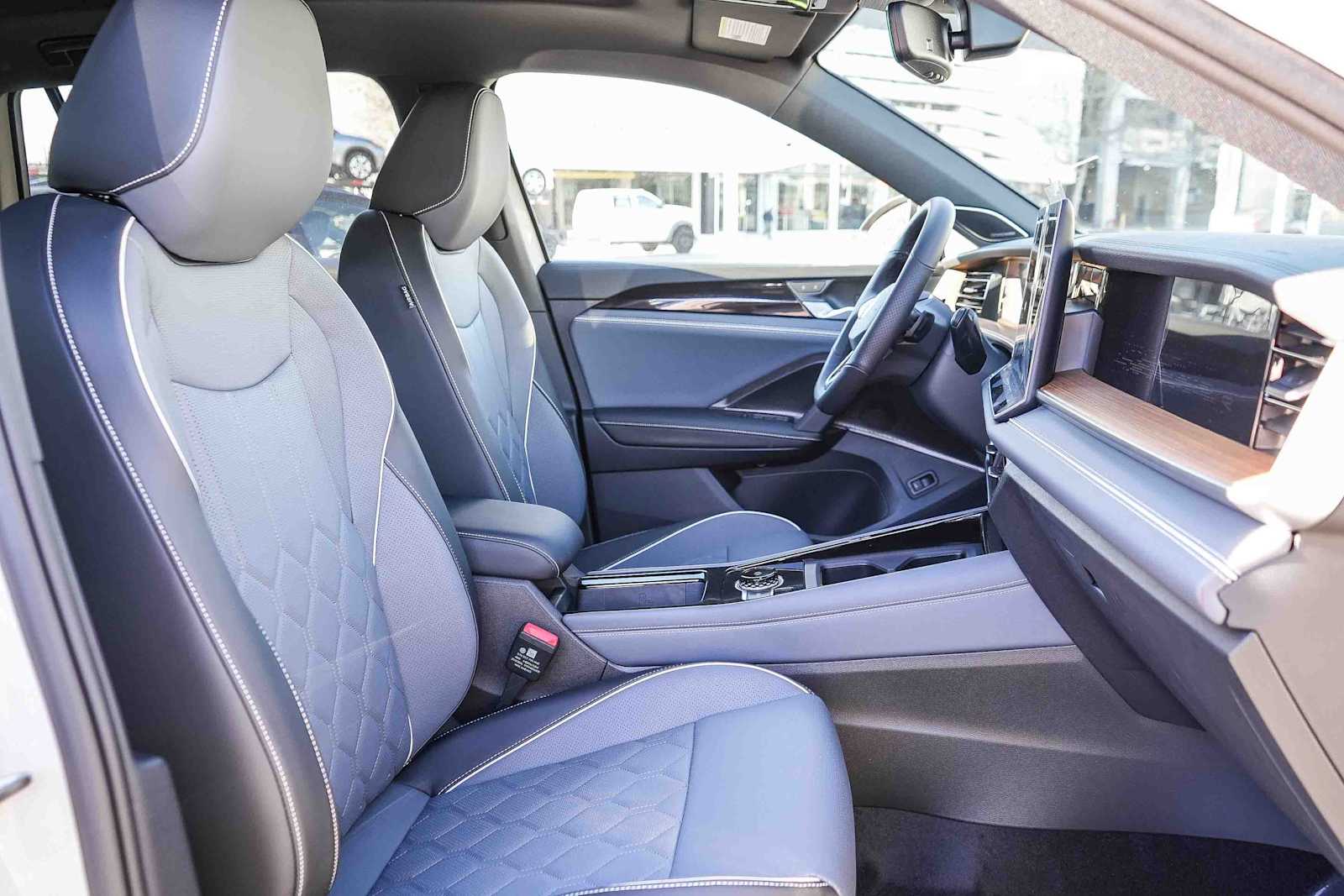 Thumbnail: 2026 Volkswagen Tiguan - 18