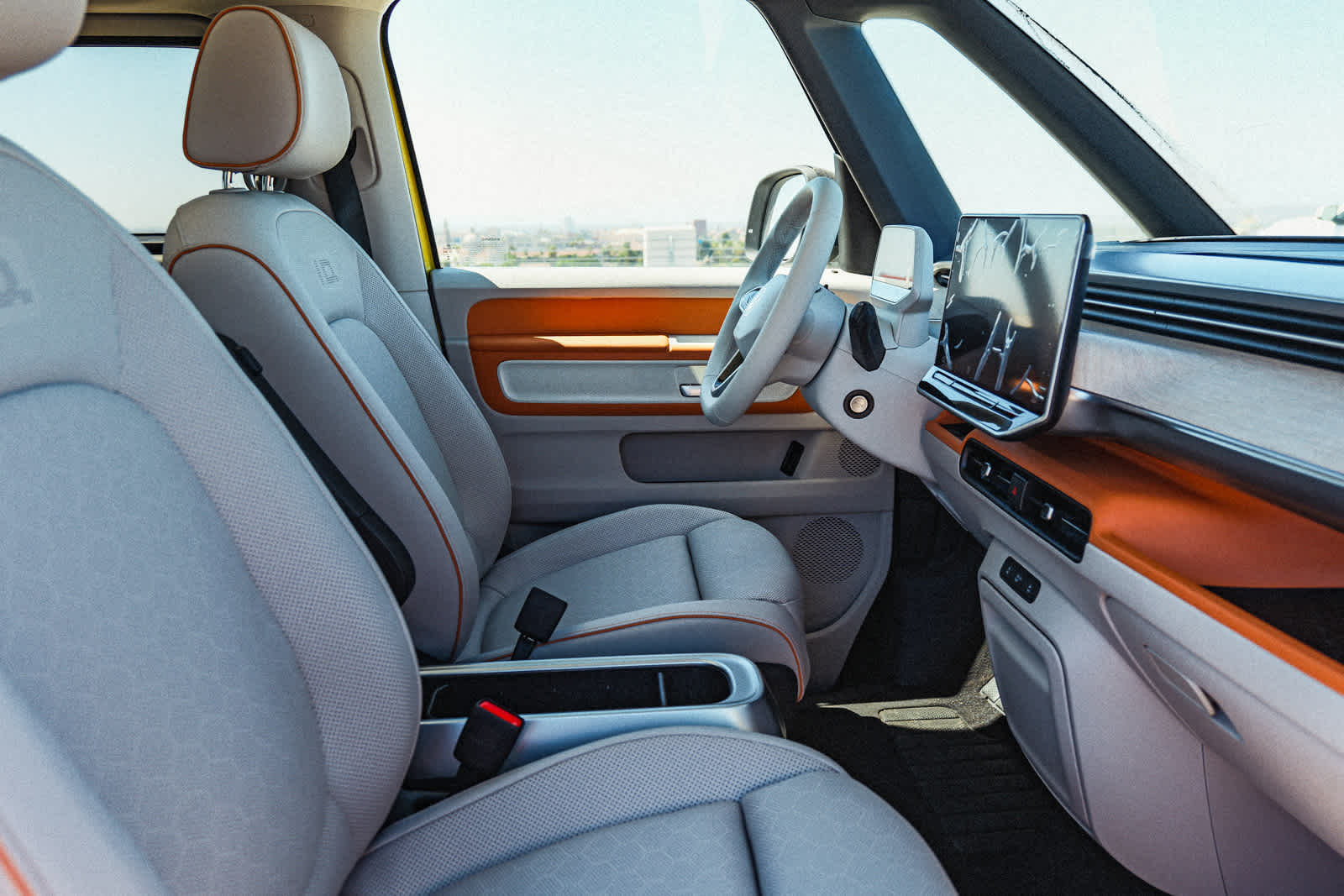 Thumbnail: 2025 Volkswagen ID.Buzz - 18