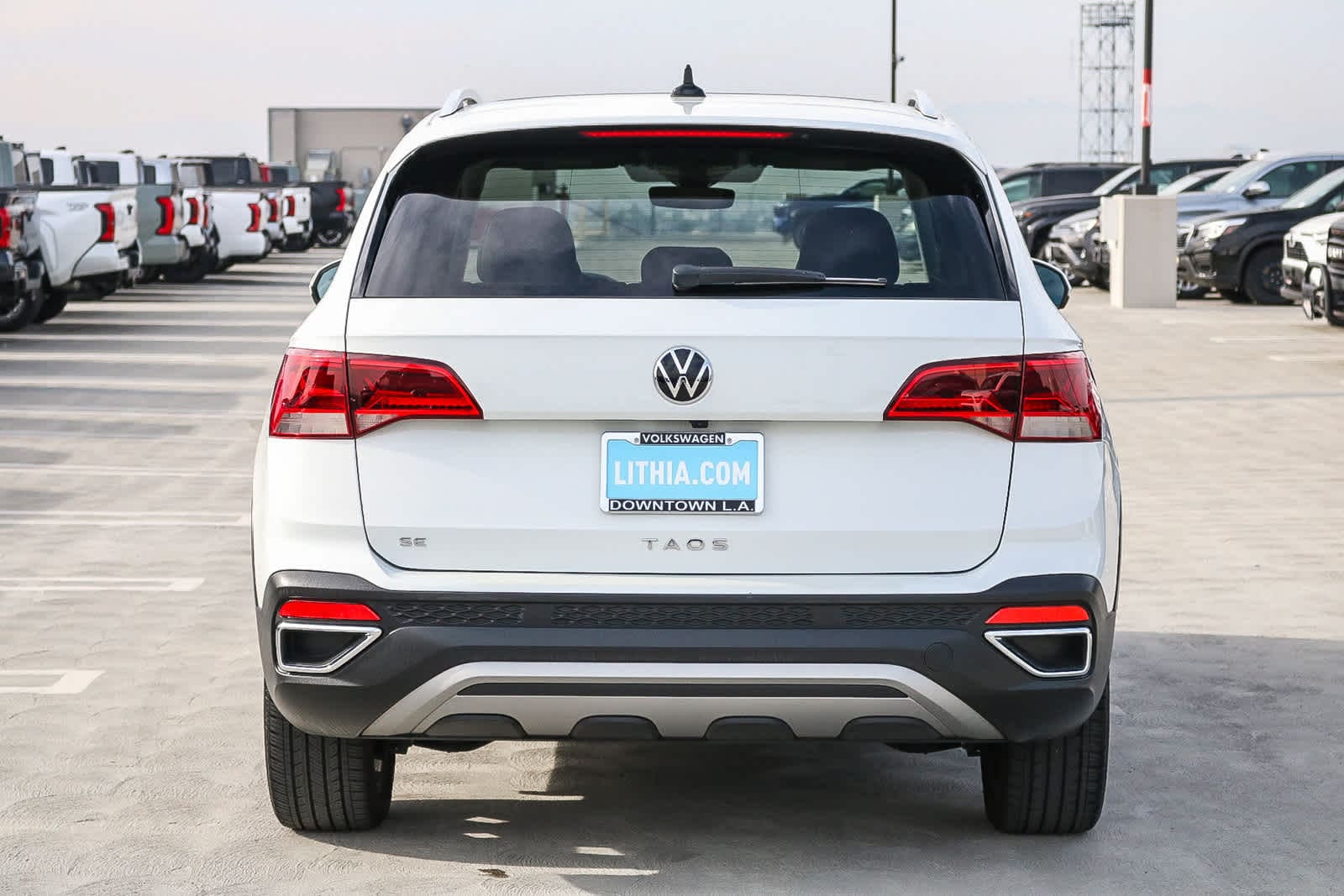 Thumbnail: 2023 Volkswagen Taos - 7