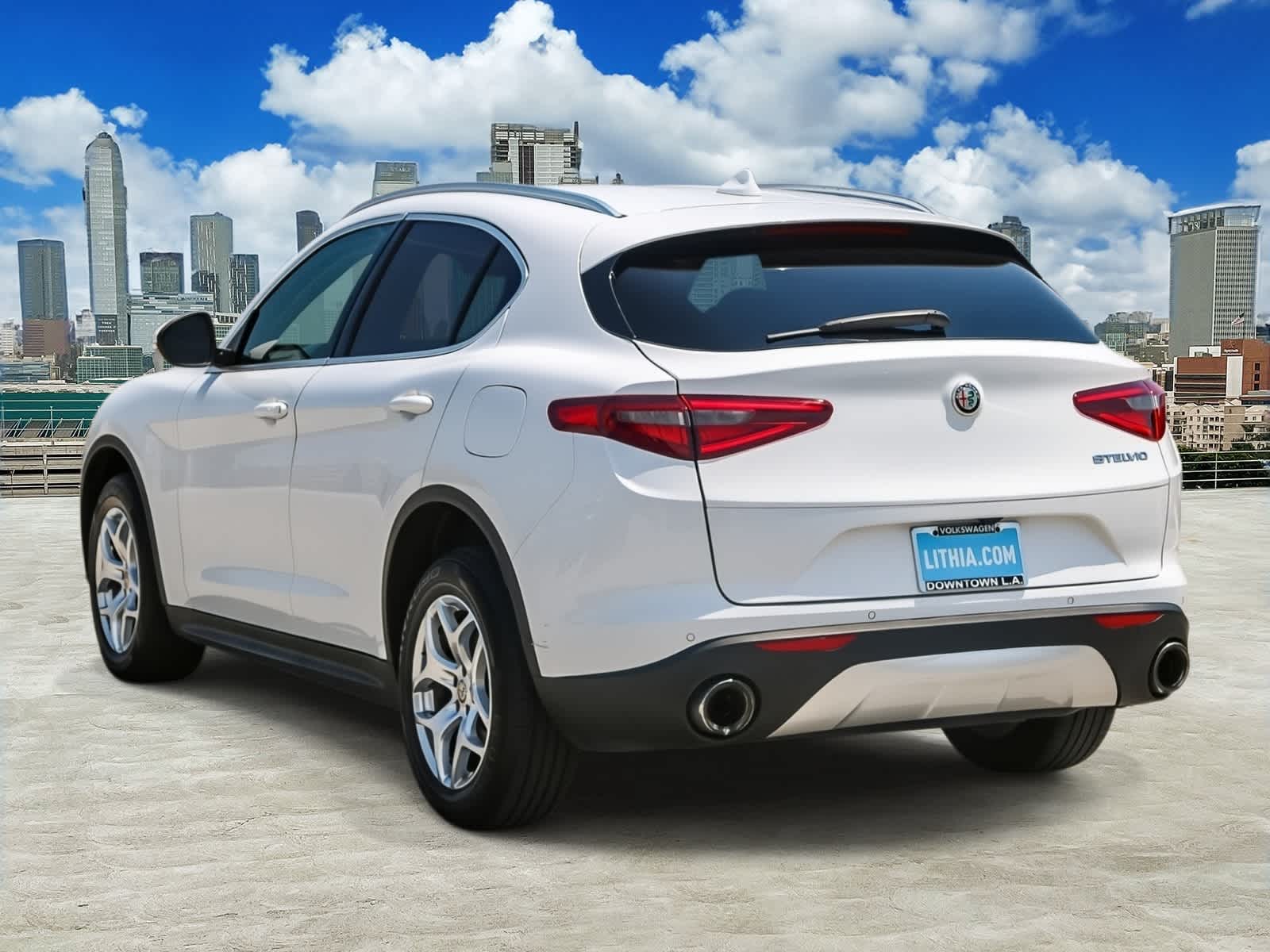 Thumbnail: 2019 Alfa Romeo Stelvio - 6