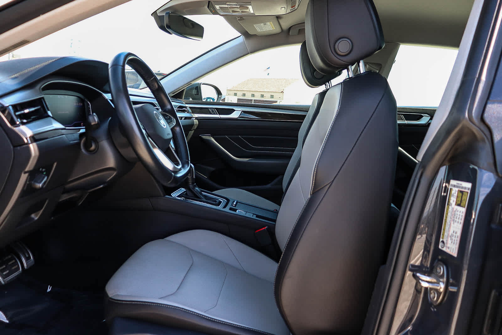 Thumbnail: 2021 Volkswagen Arteon - 18