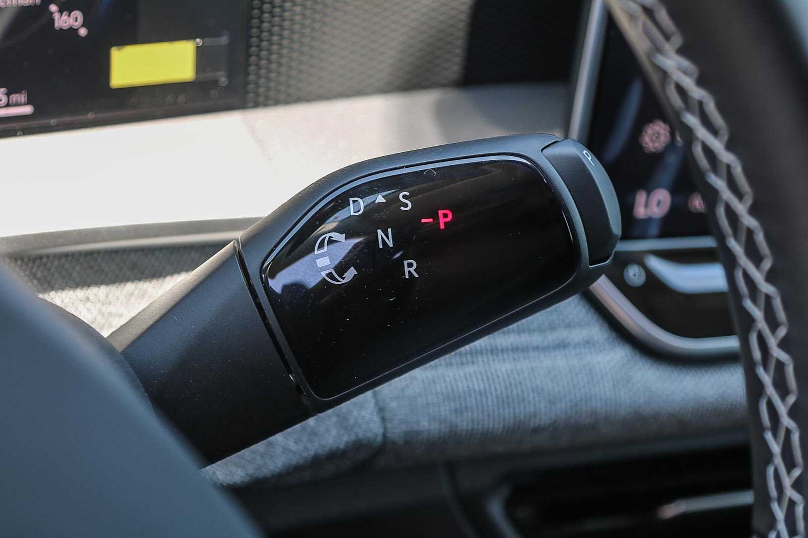 Thumbnail: 2025 Volkswagen Tiguan - 22