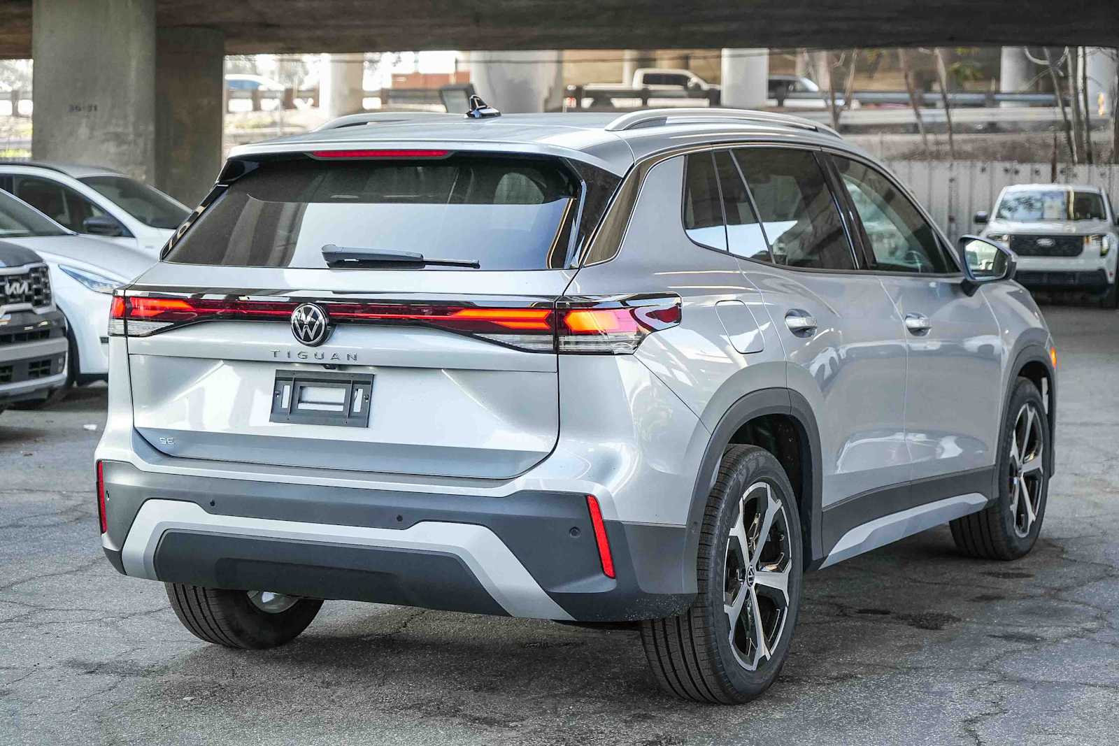 Thumbnail: 2026 Volkswagen Tiguan - 6