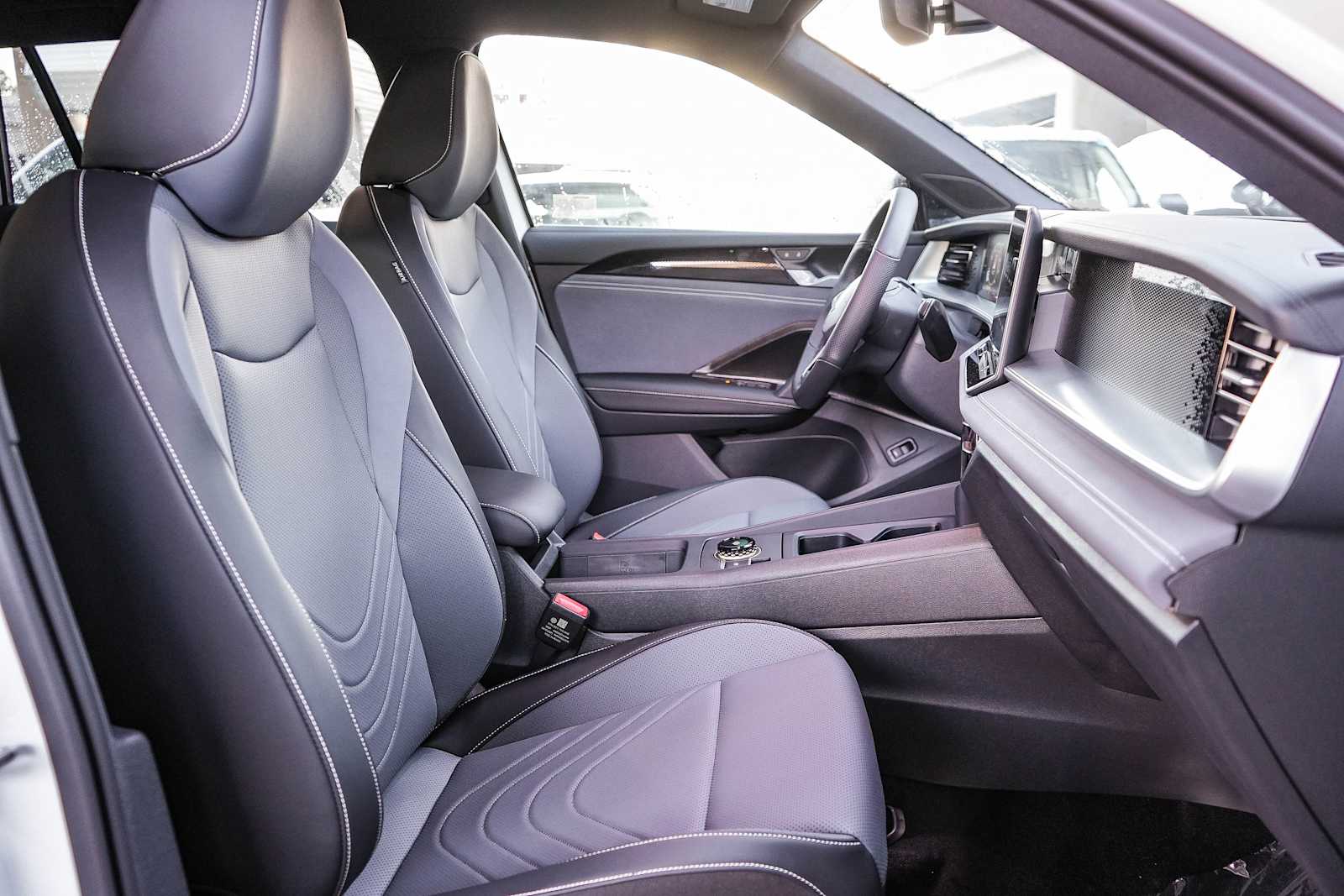 Thumbnail: 2026 Volkswagen Tiguan - 18