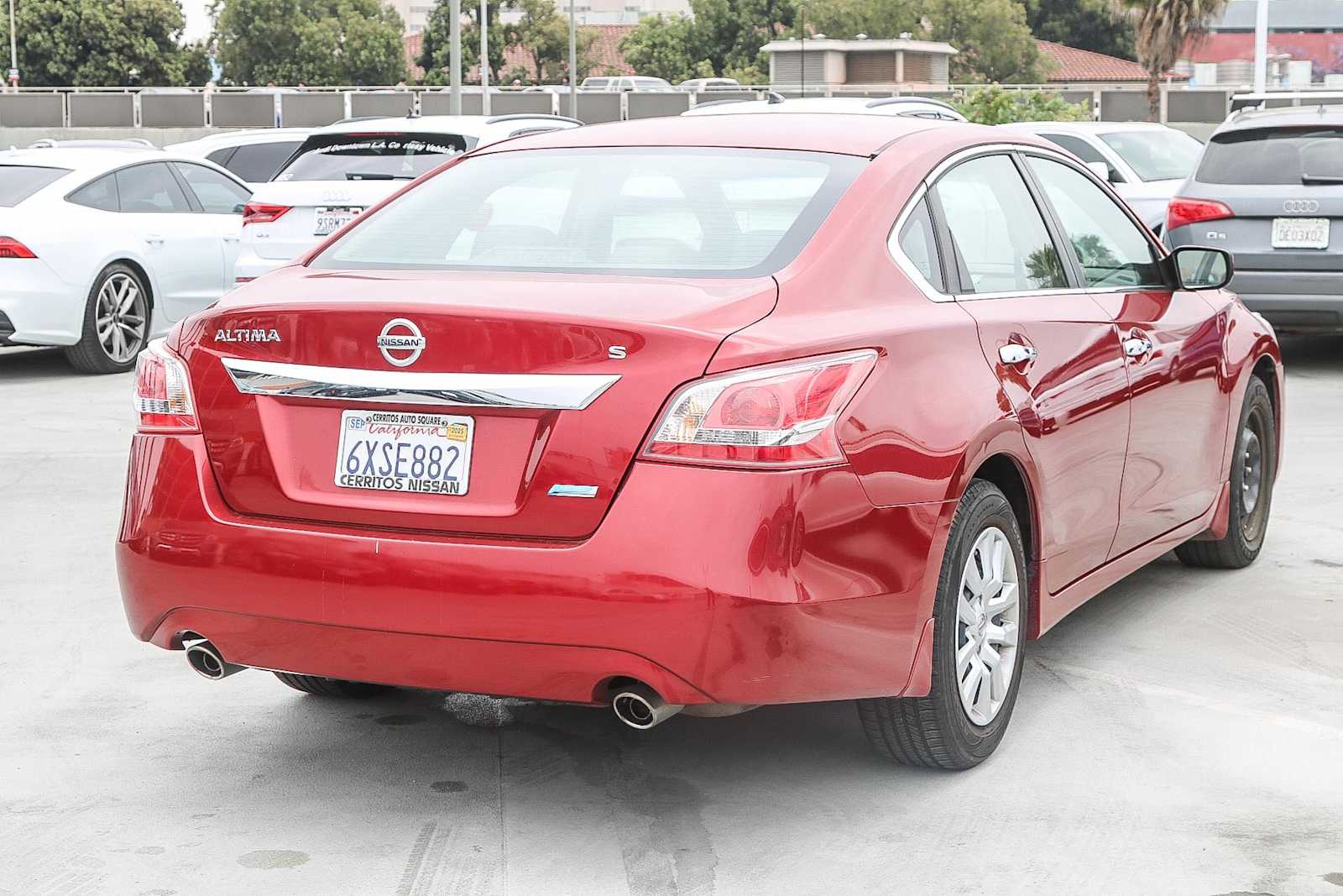 Thumbnail: 2013 Nissan Altima - 9