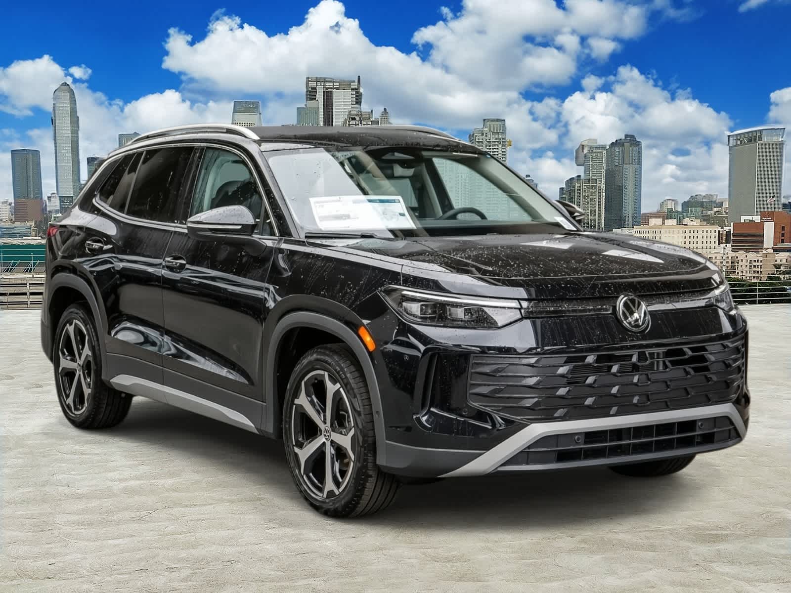Thumbnail: 2026 Volkswagen Tiguan - 3