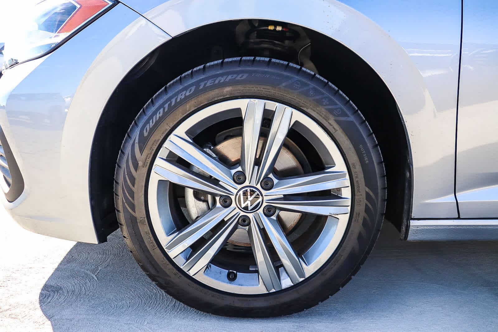 Thumbnail: 2024 Volkswagen Jetta - 11