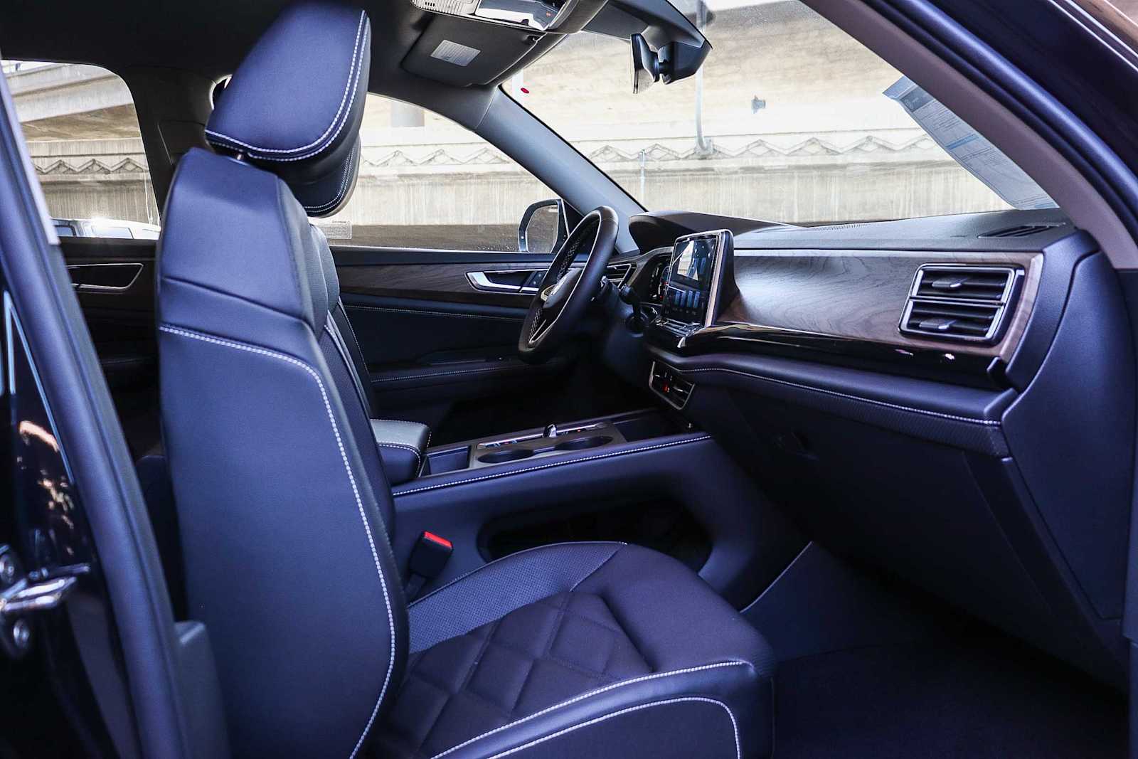 Thumbnail: 2026 Volkswagen Atlas - 17