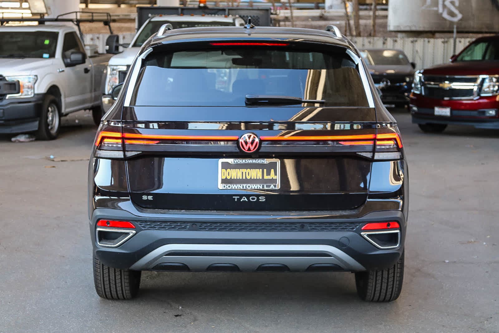 Thumbnail: 2025 Volkswagen Taos - 7