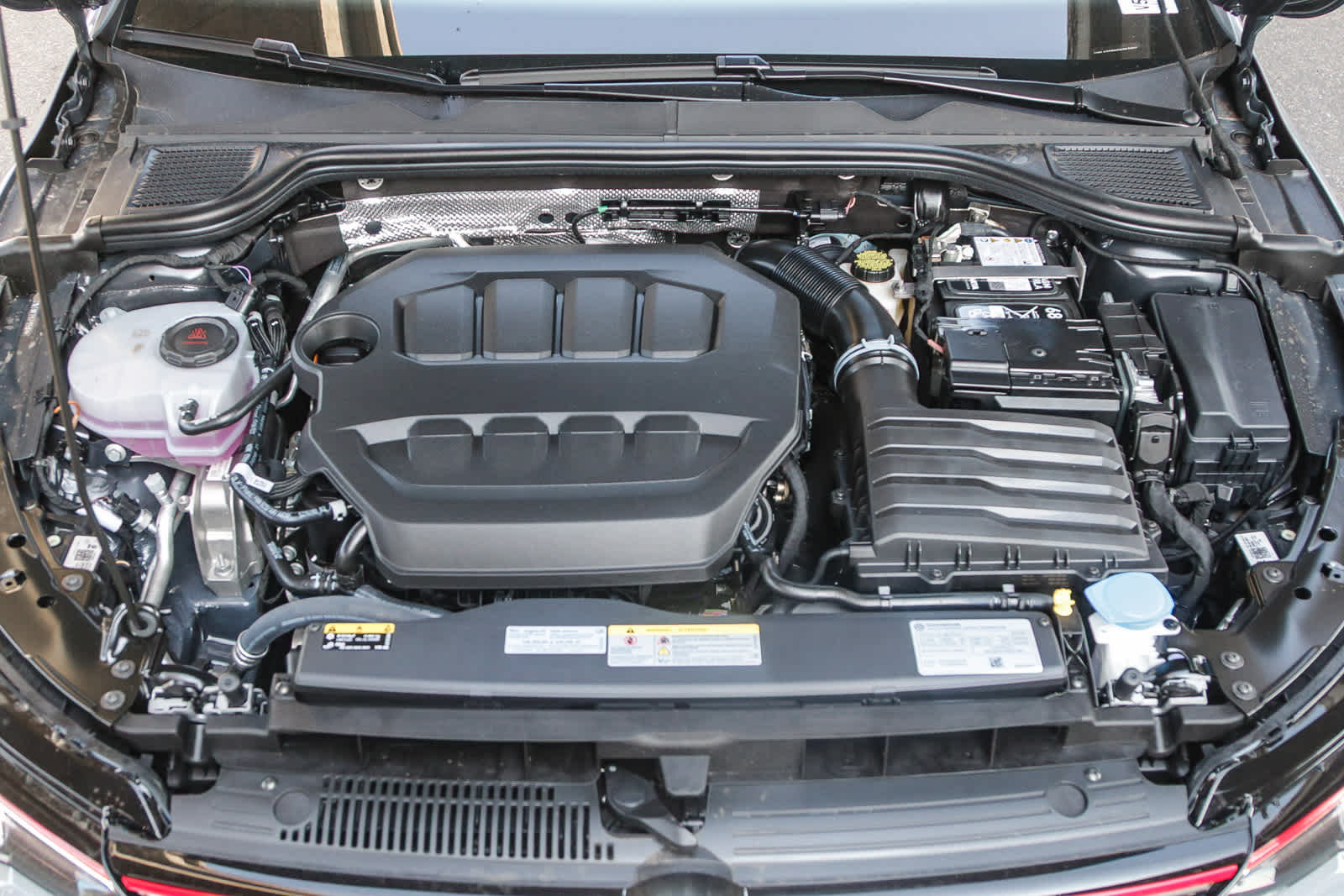 Thumbnail: 2025 Volkswagen Golf - 12