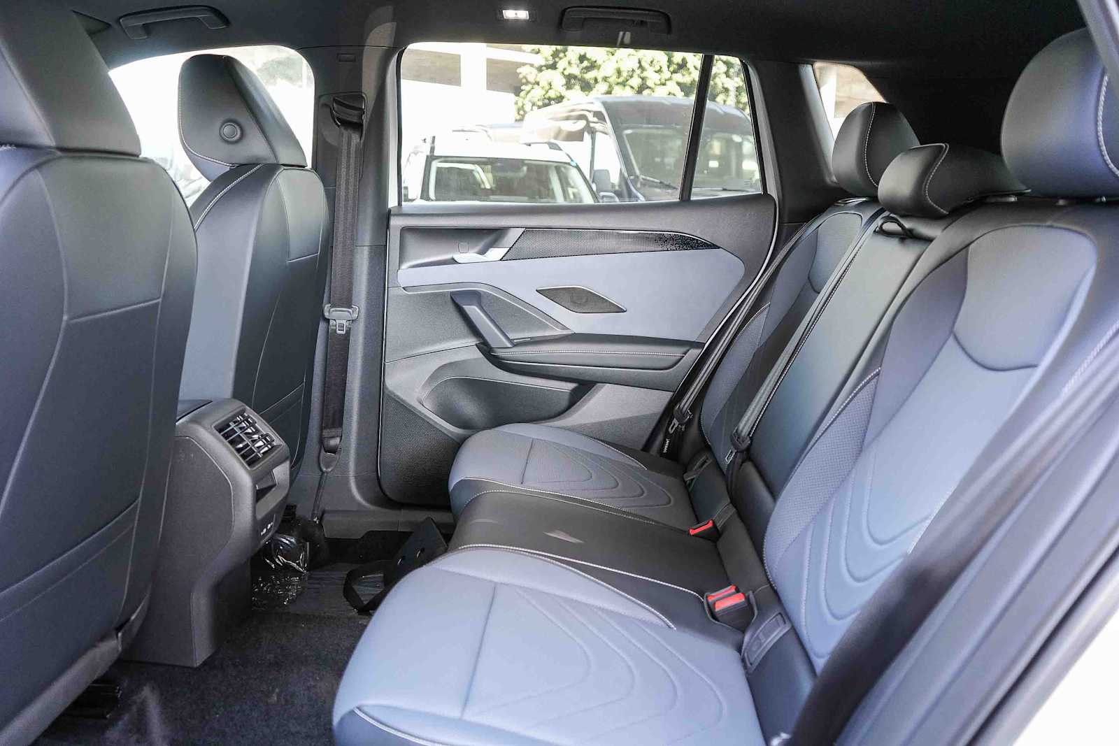 Thumbnail: 2026 Volkswagen Tiguan - 18