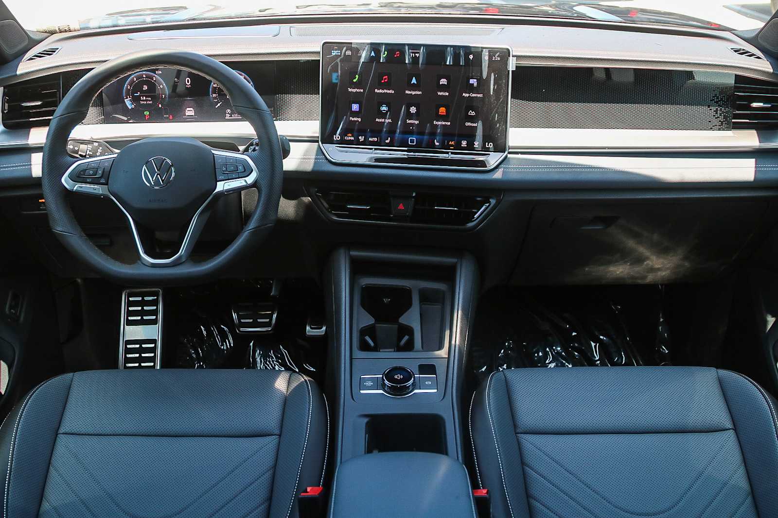 Thumbnail: 2025 Volkswagen Tiguan - 13