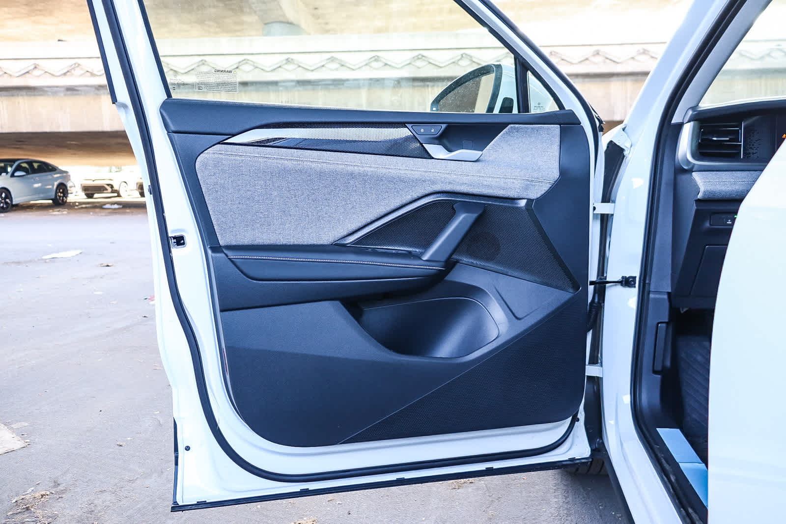 Thumbnail: 2026 Volkswagen Tiguan - 24