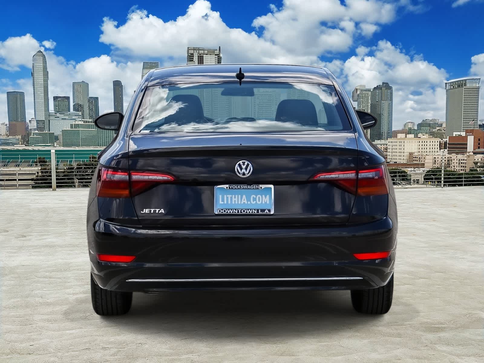 Thumbnail: 2019 Volkswagen Jetta - 4