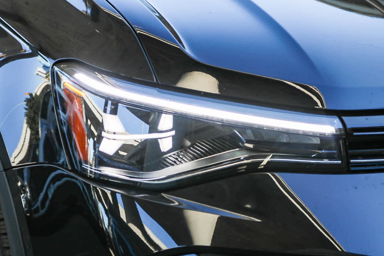 Thumbnail: 2025 Volkswagen Taos - 4