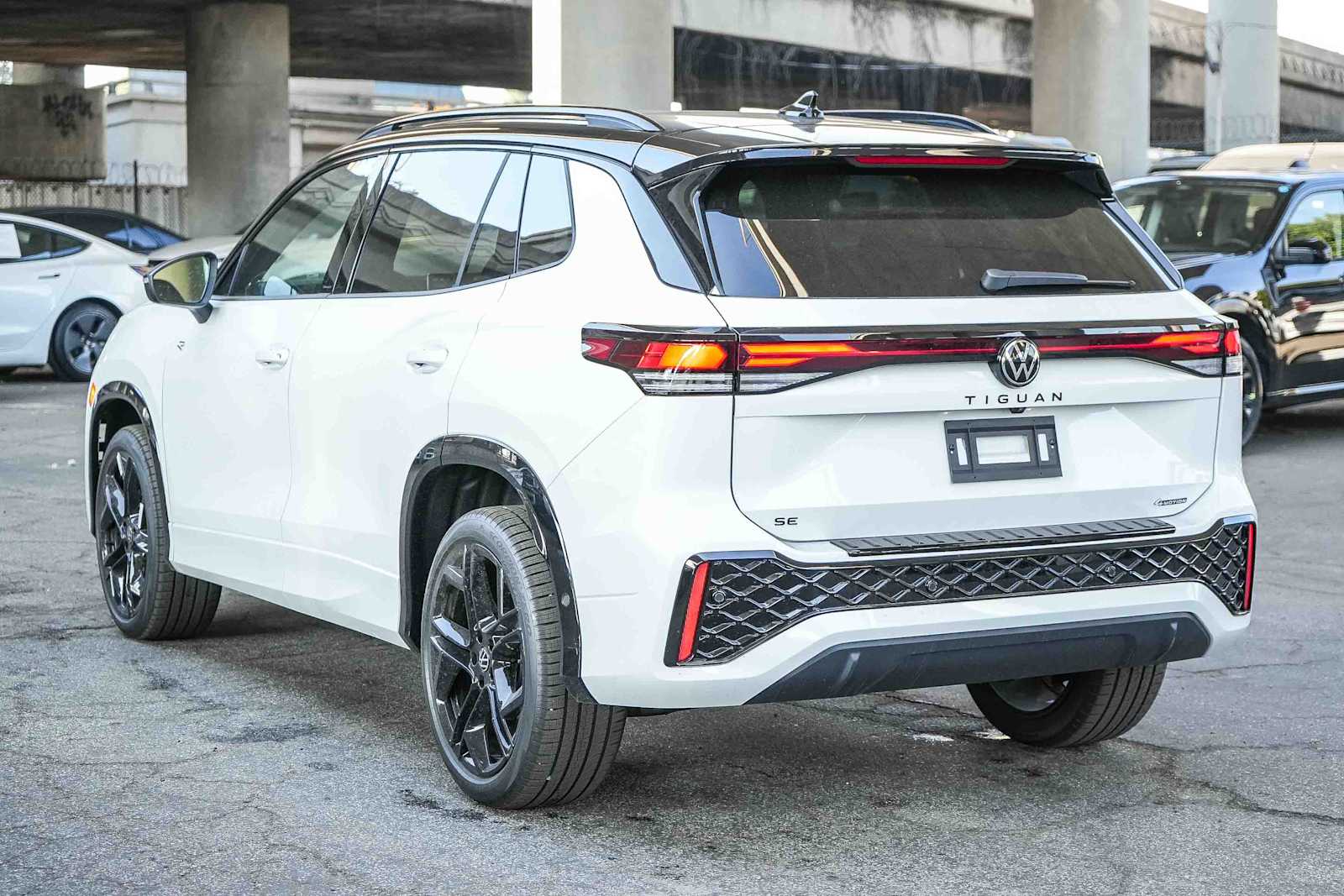 Thumbnail: 2026 Volkswagen Tiguan - 8