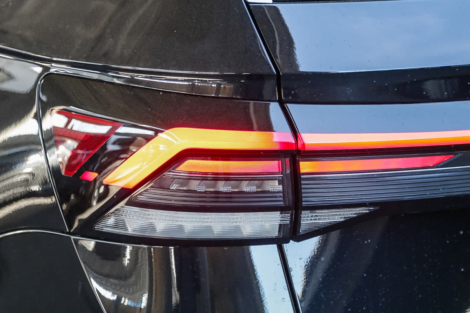 Thumbnail: 2025 Volkswagen Taos - 9